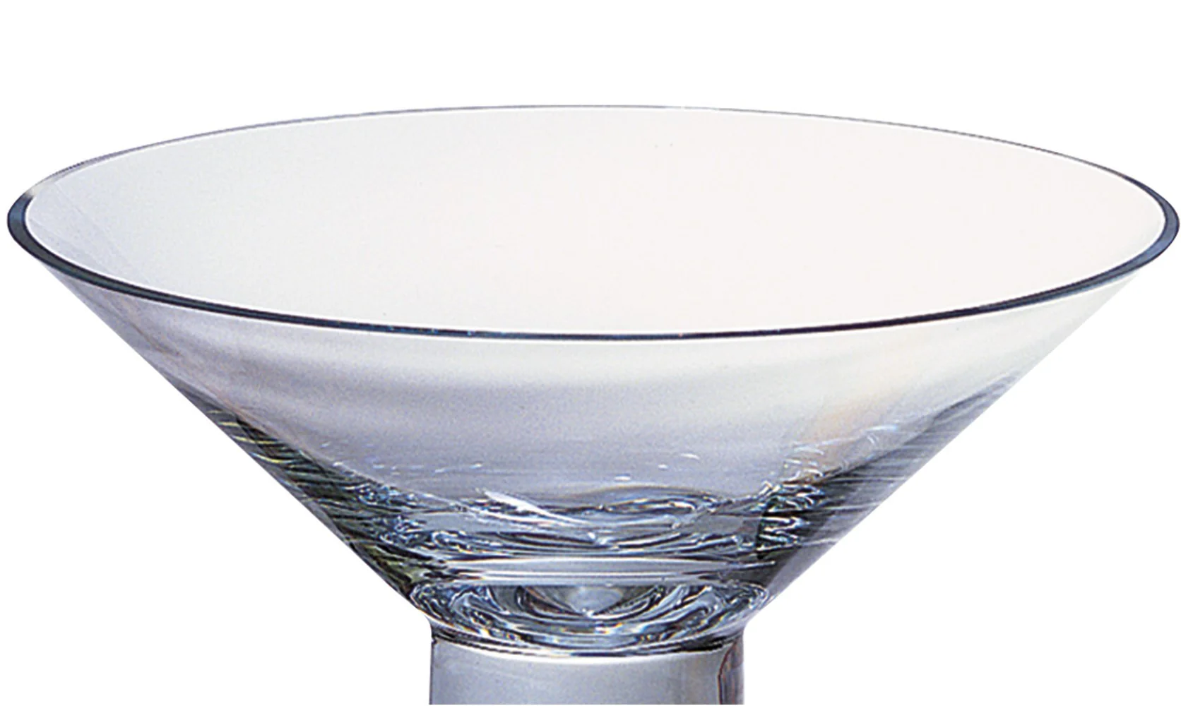 11 Mouth Blown Crystal Centerpiece Or Fruit Bowl By Homeroots - Image 3