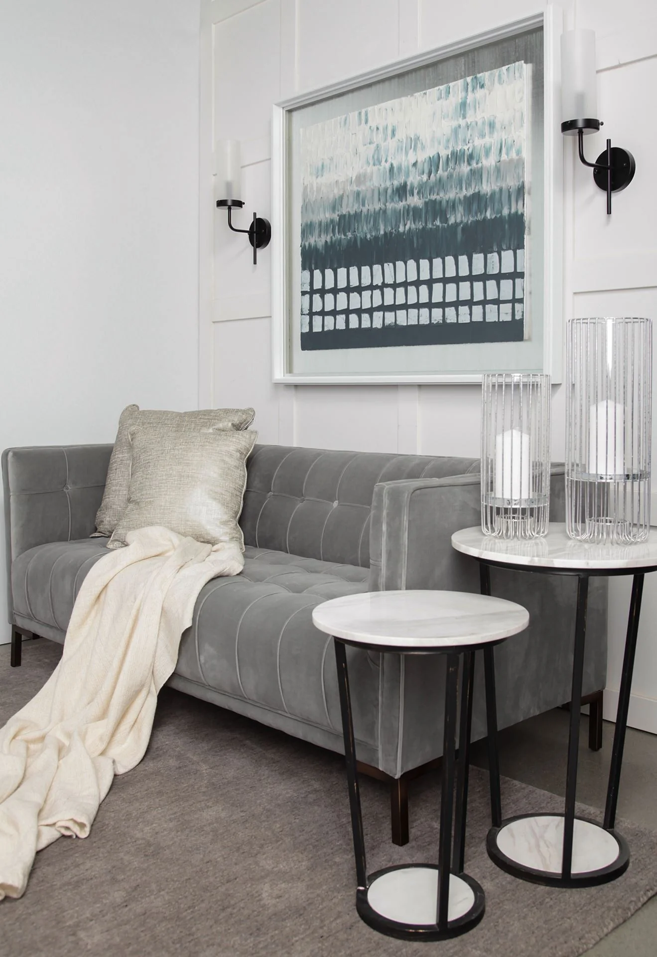 15' Round White Marble Top Accent Table with Black Metal Frame By Homeroots - Image 7