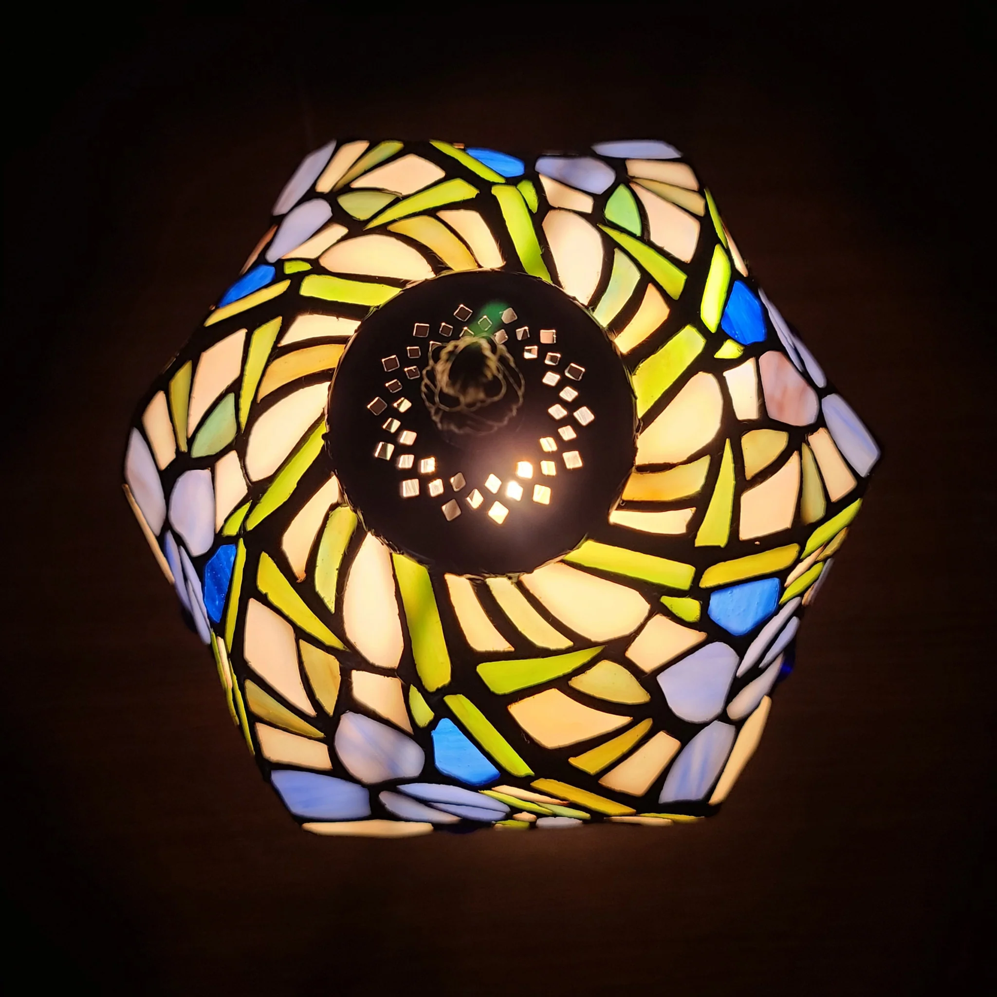 15" Tiffany Style Blue Floral Table Lamp By Homeroots - Image 4