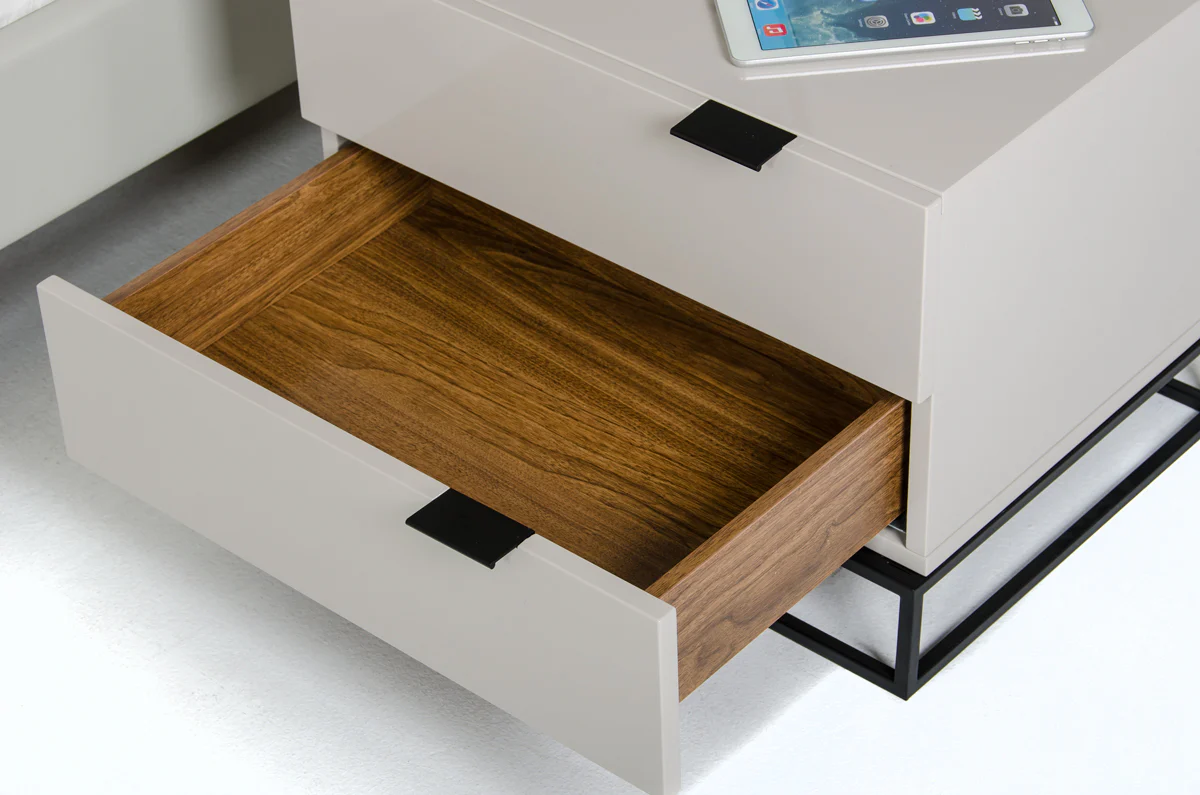 16' Grey Mdf And Metal Nightstand By Homeroots - Image 3