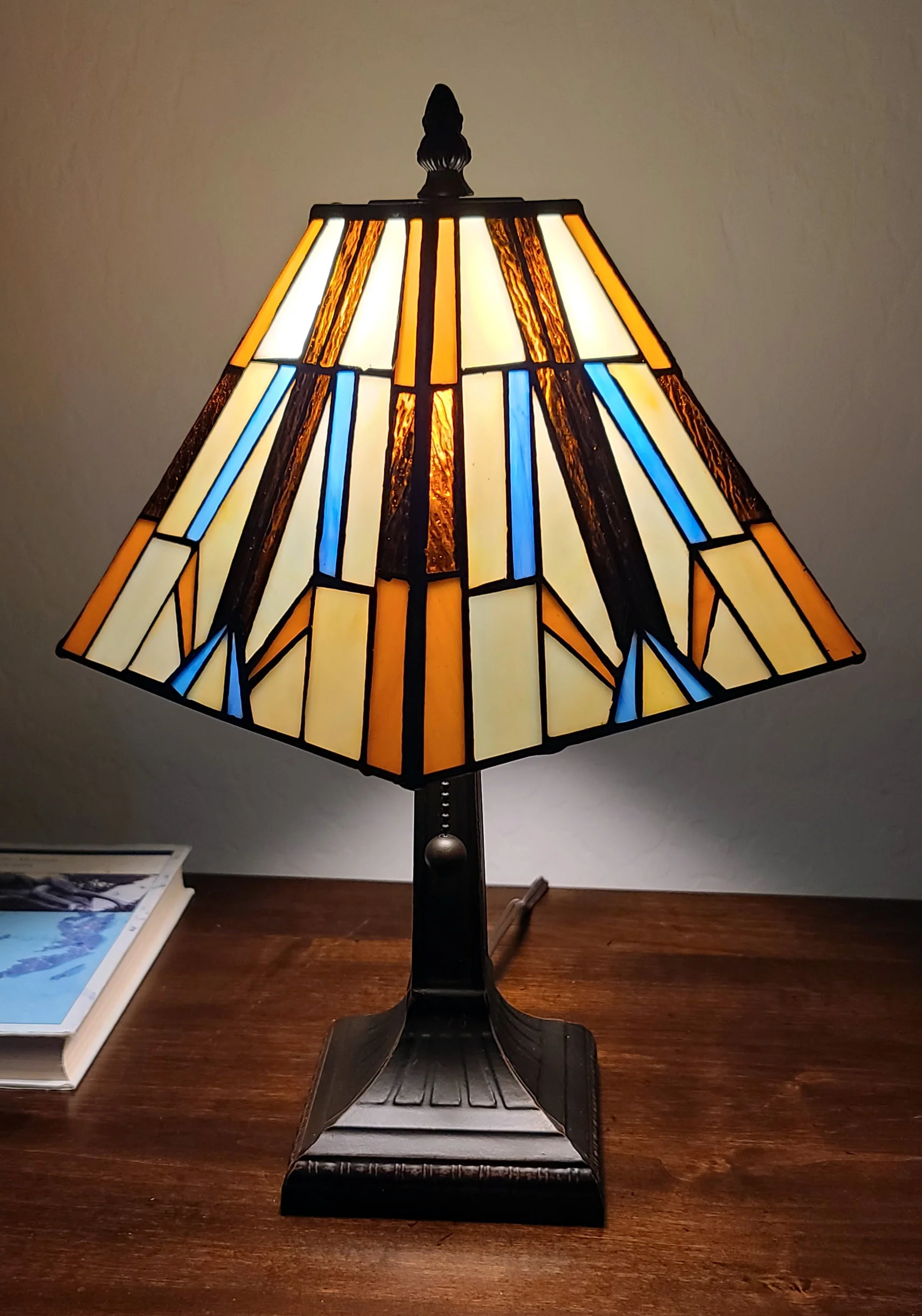 16" Tiffany Style Mission Style Squared Shade Table Lamp By Homeroots - Image 3