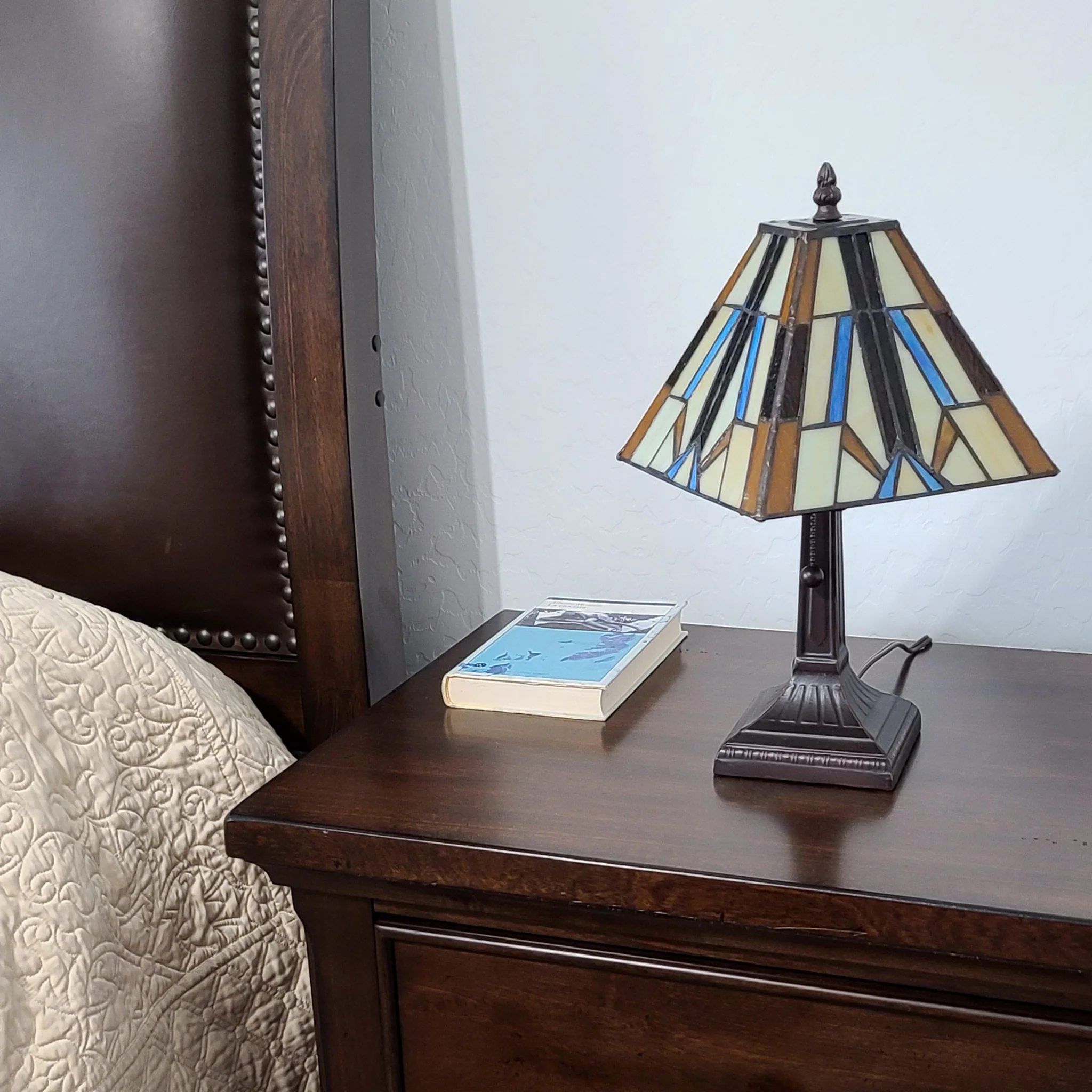 16" Tiffany Style Mission Style Squared Shade Table Lamp By Homeroots - Image 4
