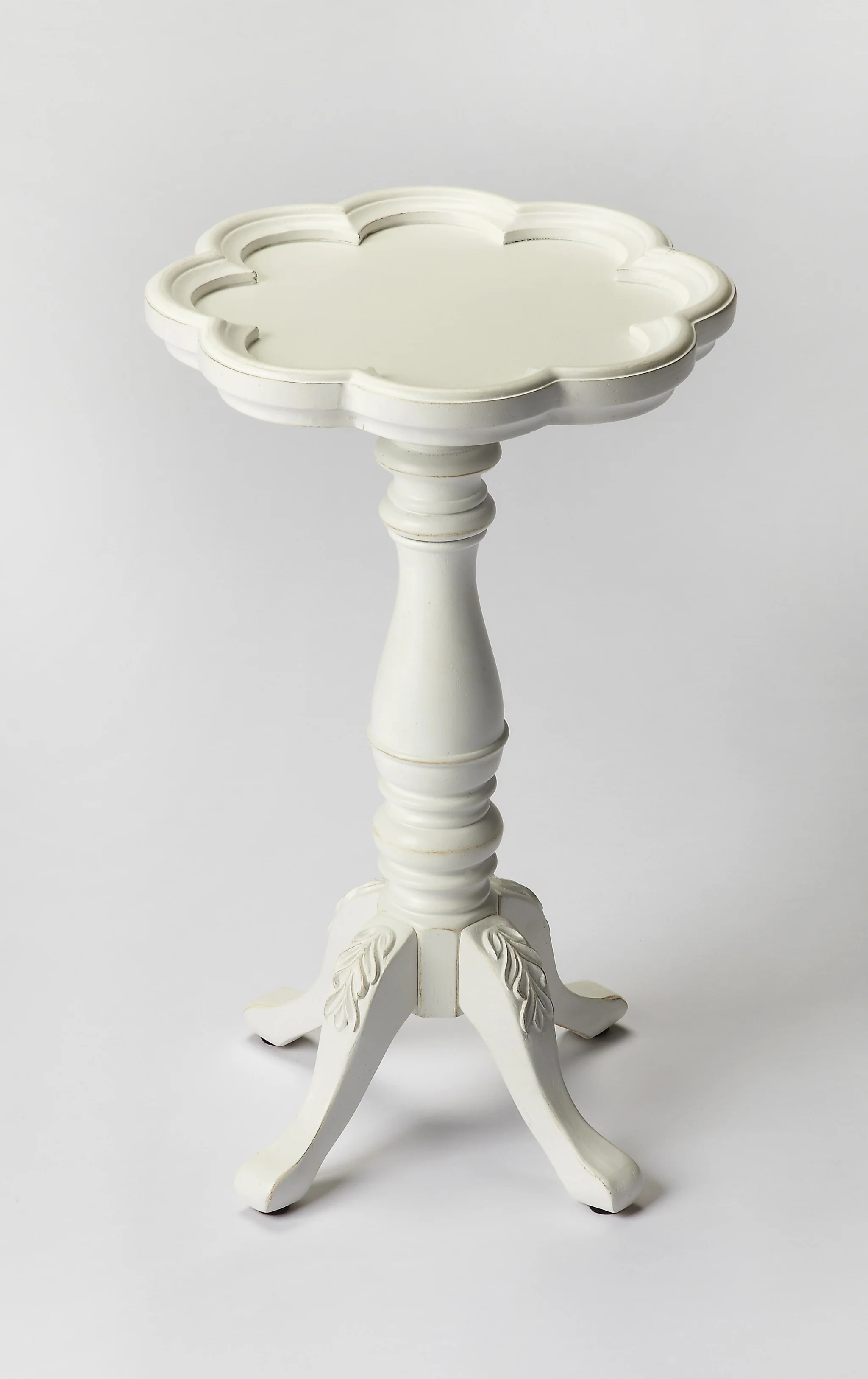 20" Cottage White Wood Floral Top End Table By Homeroots - Image 3