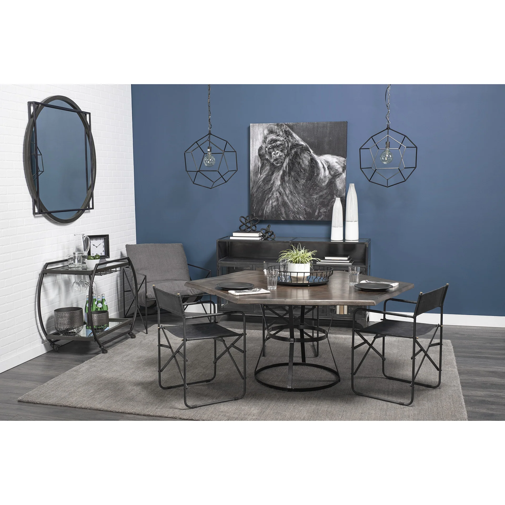 20' Matte Black Wavy Metal With Mirrored Glass Bottom Round Tray By Homeroots - Image 5