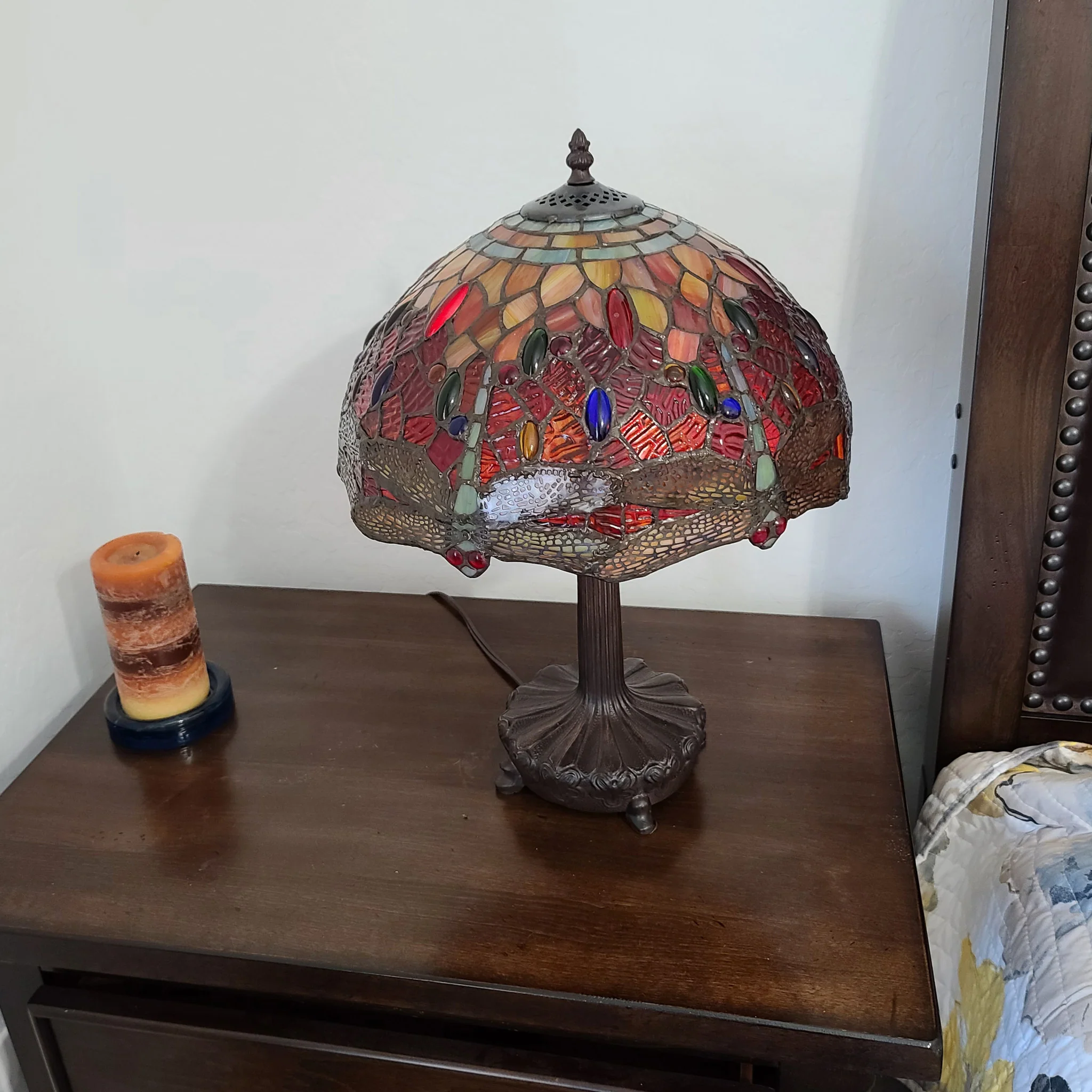 20" Stained Glass Two Light Dragonfly Accent Table Lamp By Homeroots - Image 4