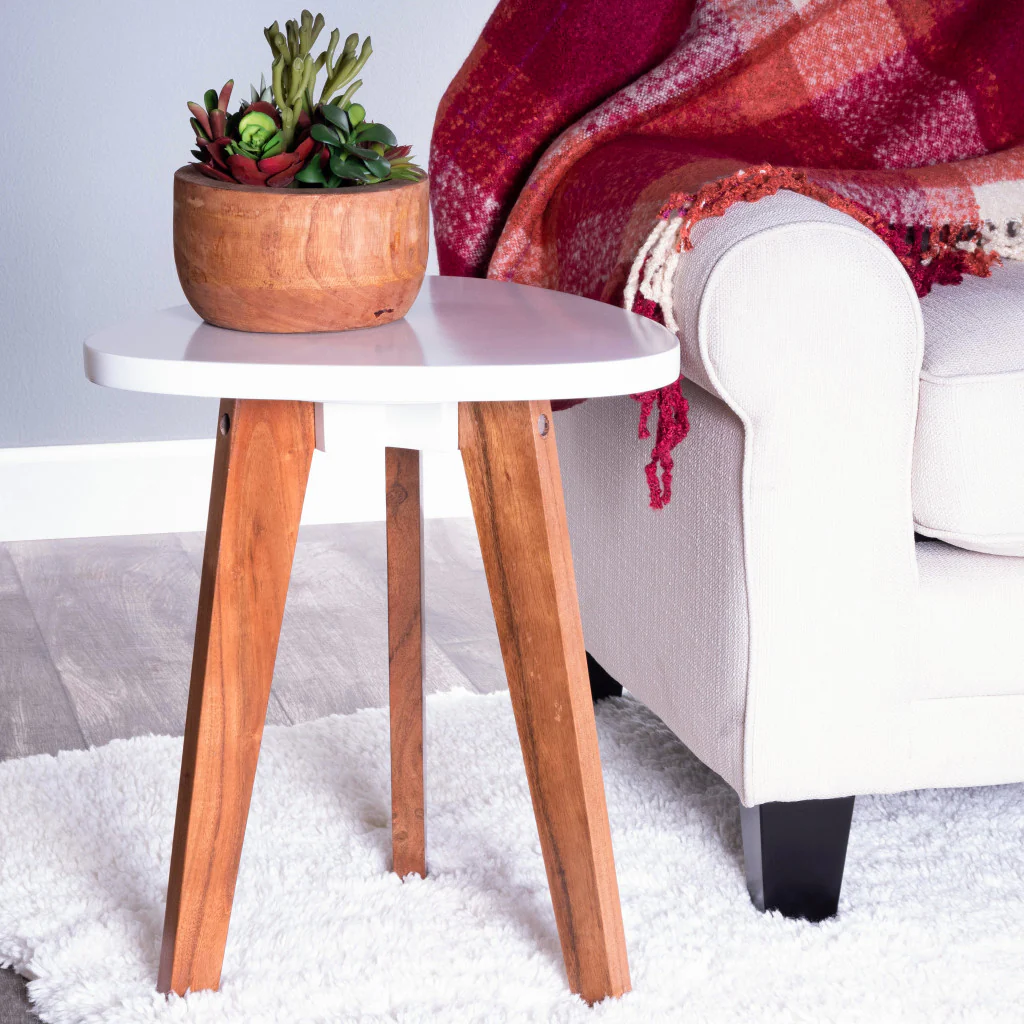 20" White and Natural Wood Triangle End Table By Homeroots - Image 6