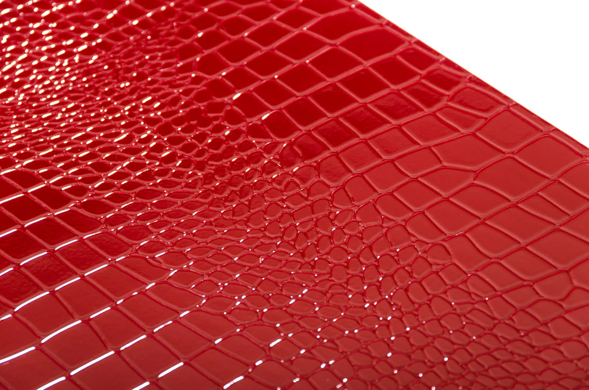 21 Red Crocodile MDF and Steel Desk By Homeroots - Image 4