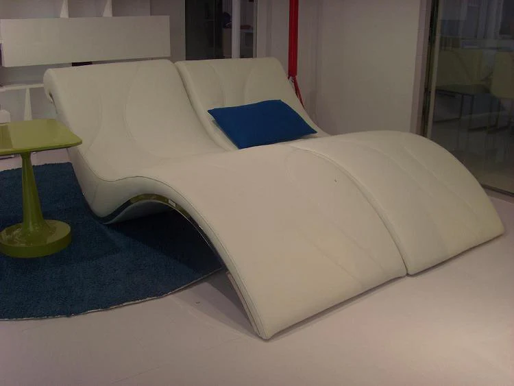 21' White Faux Leather Leisure Lounge with a Metal Frame By Homeroots - Image 2
