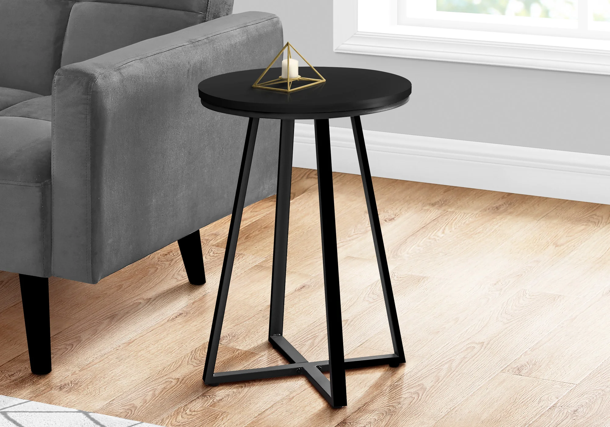 22" Black Round End Table By Homeroots - Image 2