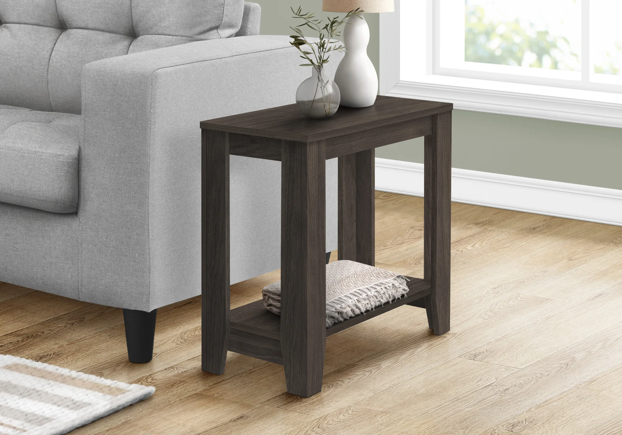 22" Oak End Table With Shelf By Homeroots - Image 6