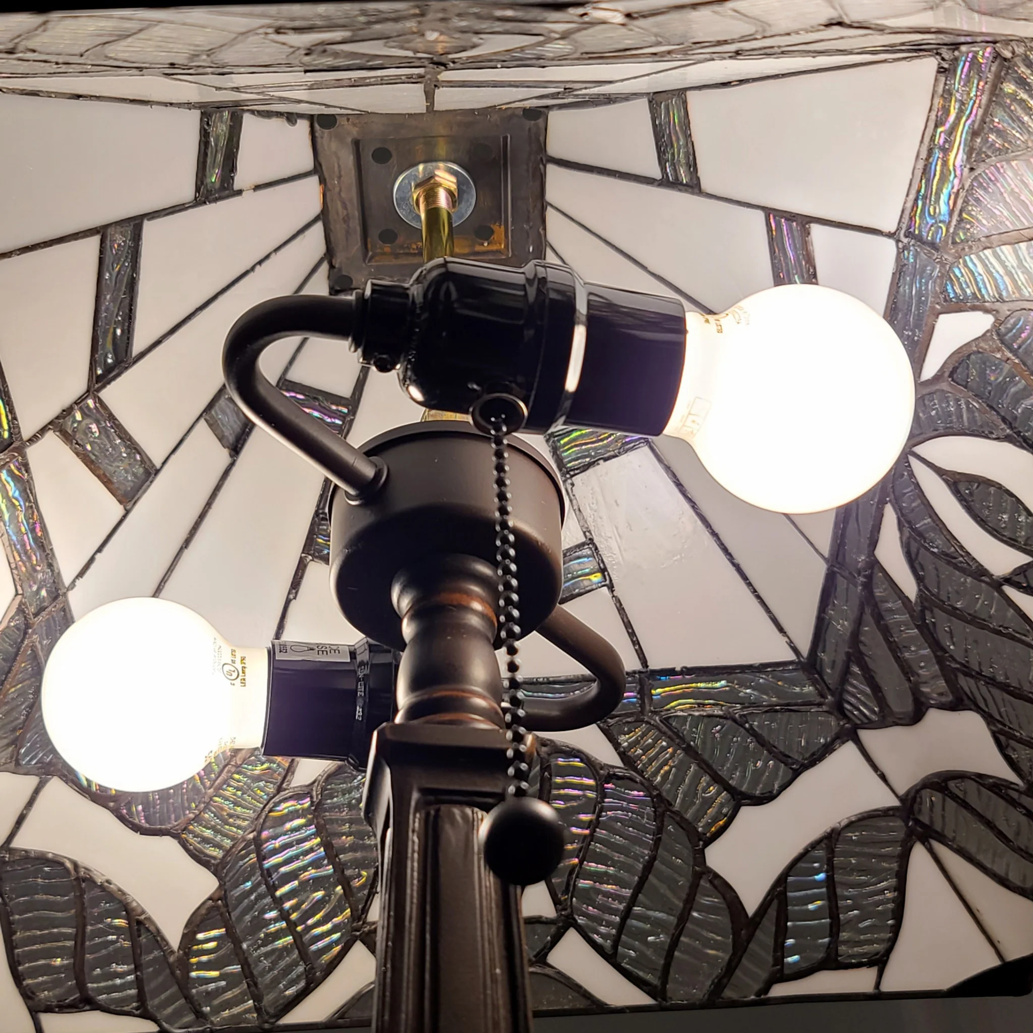 23" Stained Glass Leafy Vintage Two Light Mission Style Table Lamp By Homeroots - Image 5