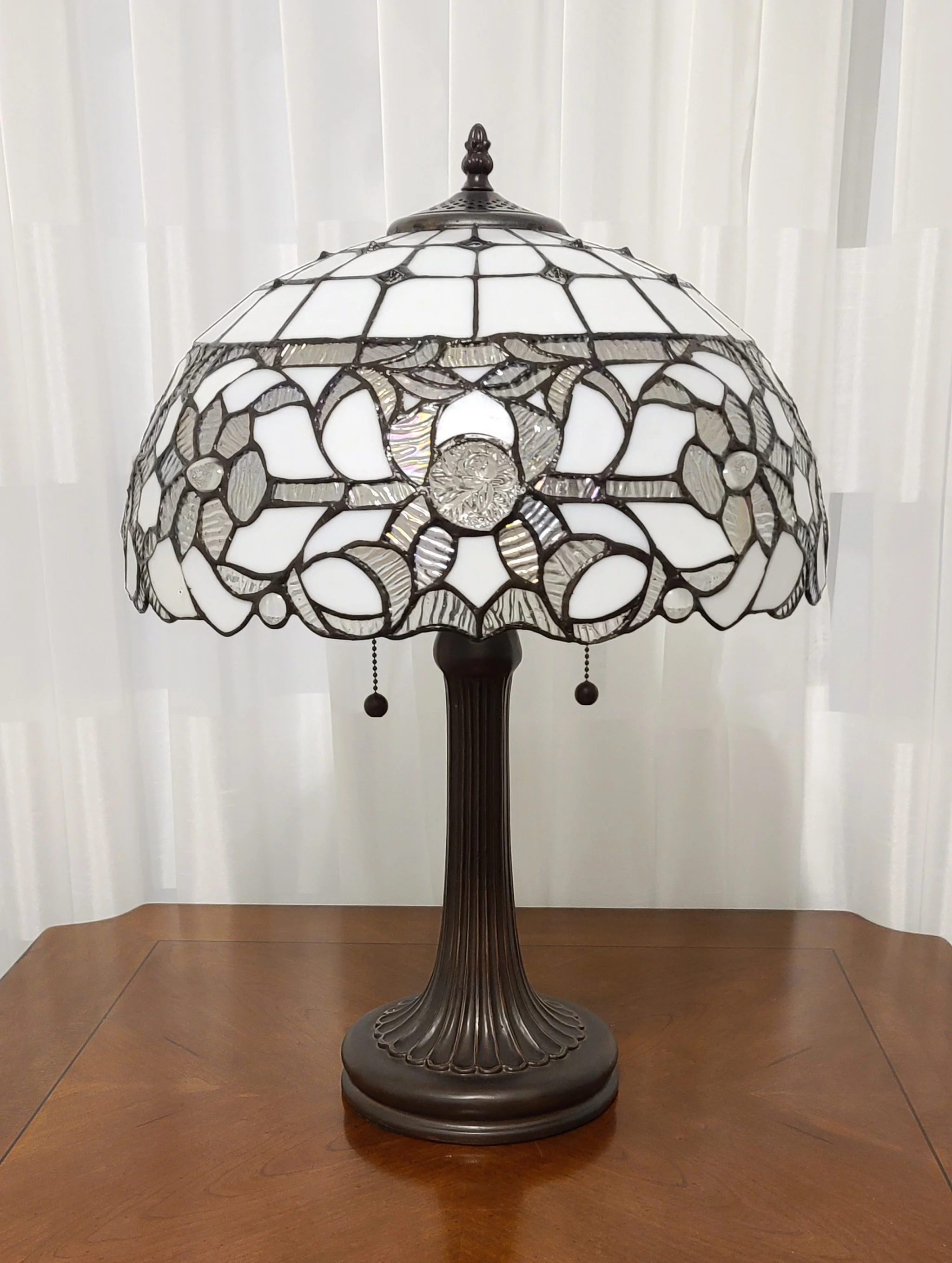 23" Stained Glass Two Light Jeweled Vintage Accent Table Lamp By Homeroots - Image 2