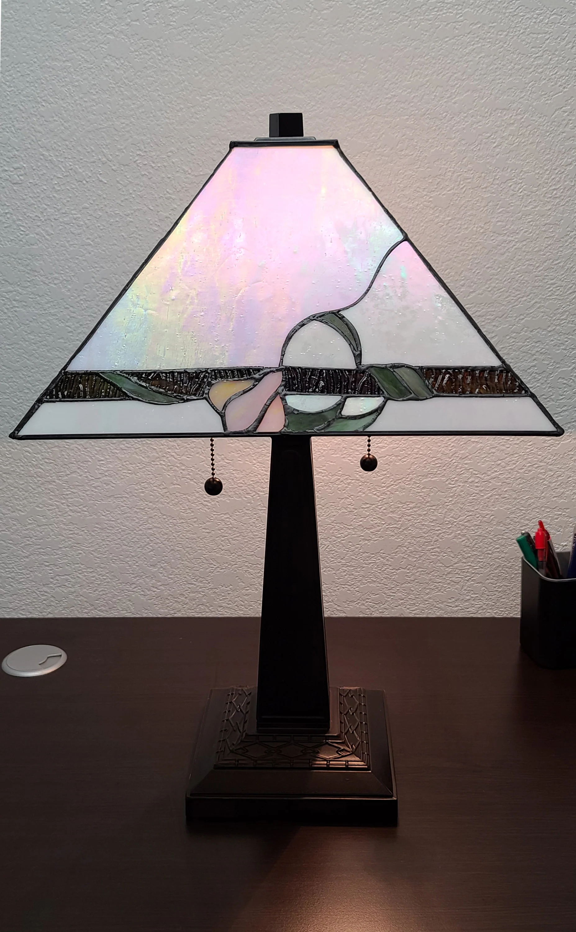 23" White Stained Glass Floral Two Light Mission Style Table Lamp By Homeroots - Image 6