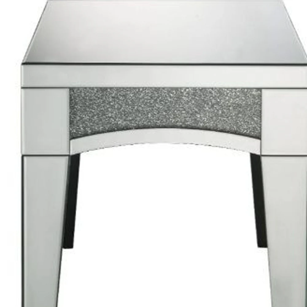 24" Silver Mirrored And Manufactured Wood Square End Table By Homeroots - Image 4