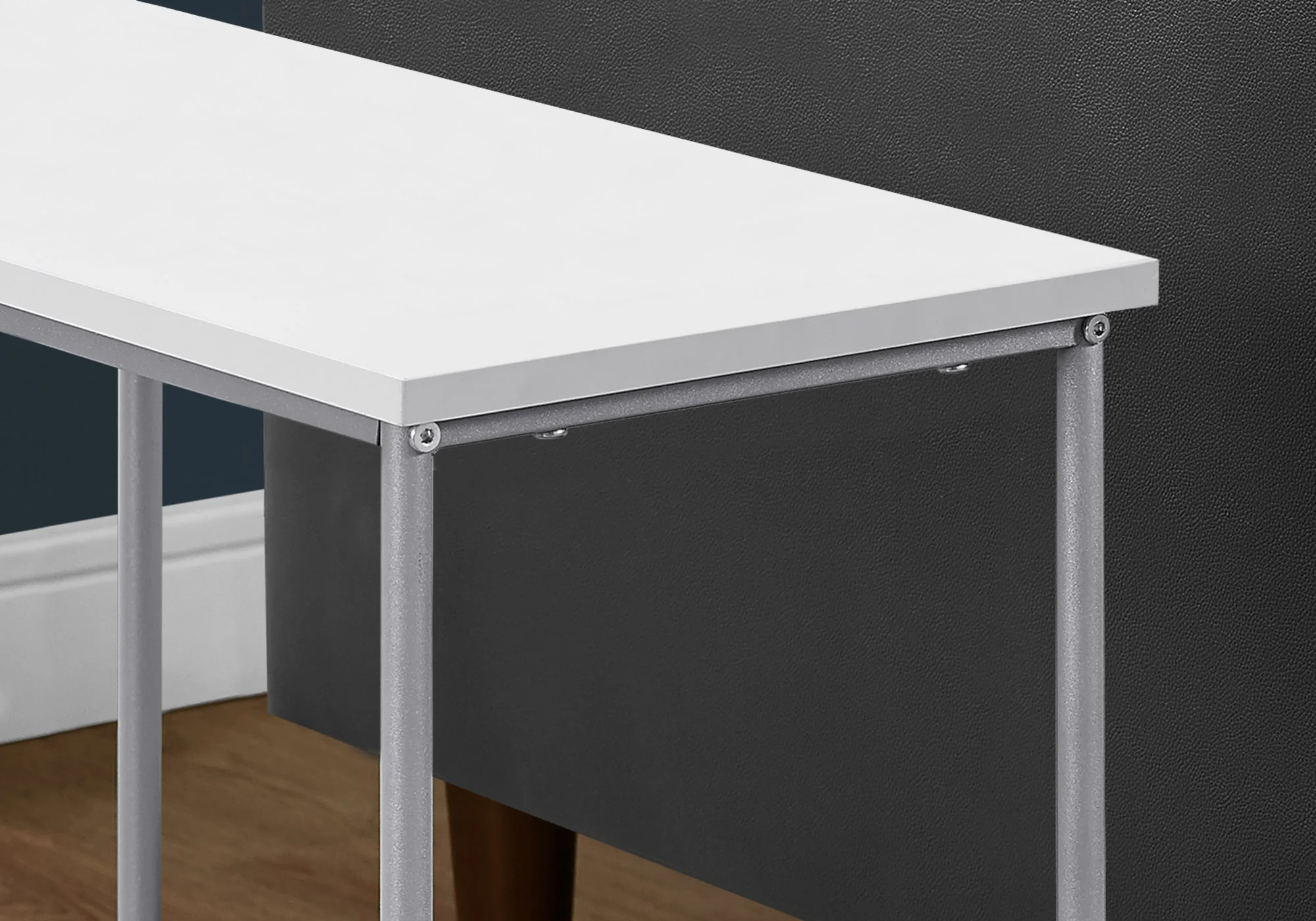 24" White And Silver Console Table With Storage By Homeroots - Image 3
