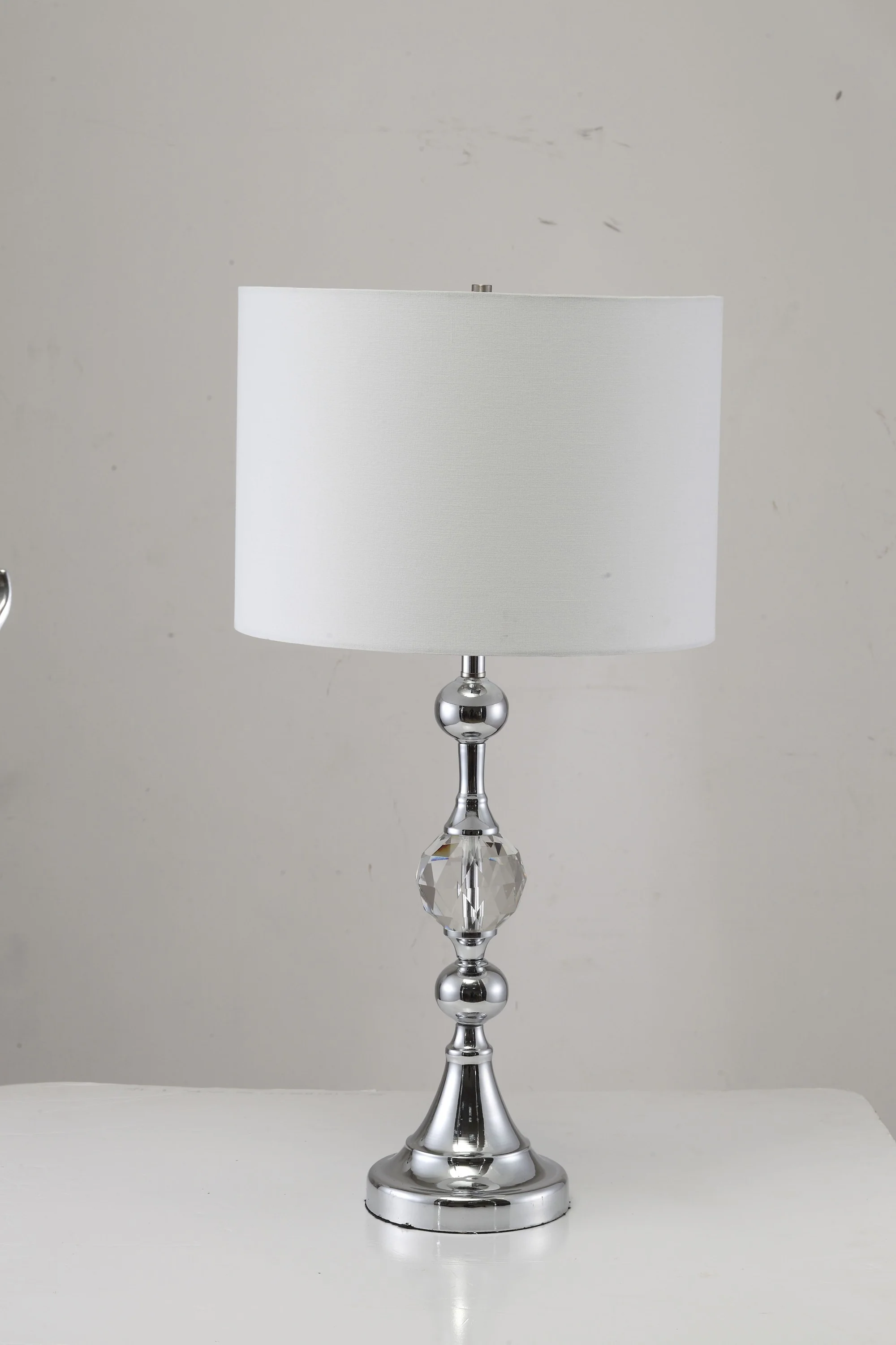 30" Silver Metal Bedside Table Lamp With White Classic Drum Shade By Homeroots - Image 3