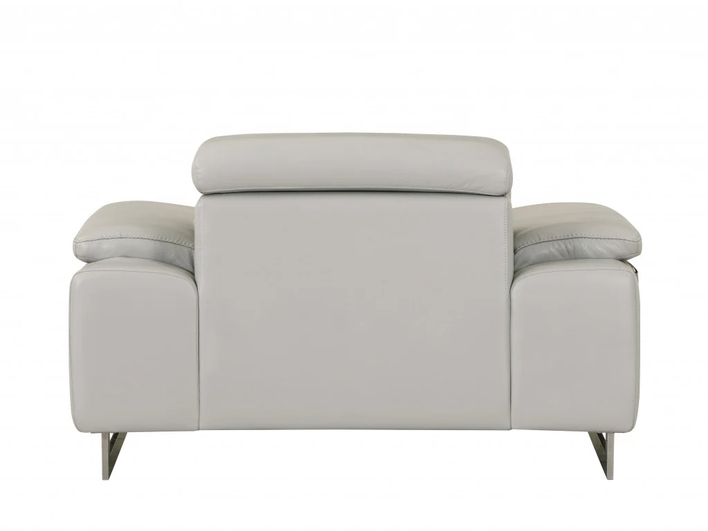 31" Light Grey Tasteful Leather Chair By Homeroots - Image 3