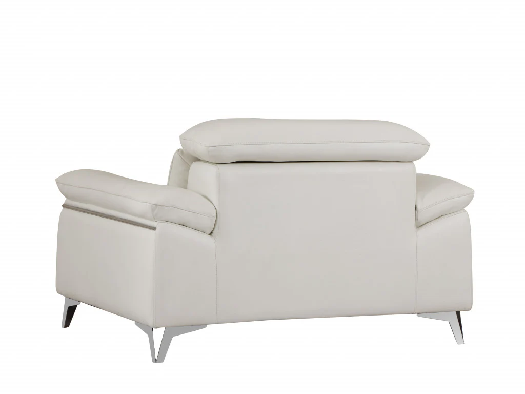 31" White Fashionable Leather Chair By Homeroots - Image 5