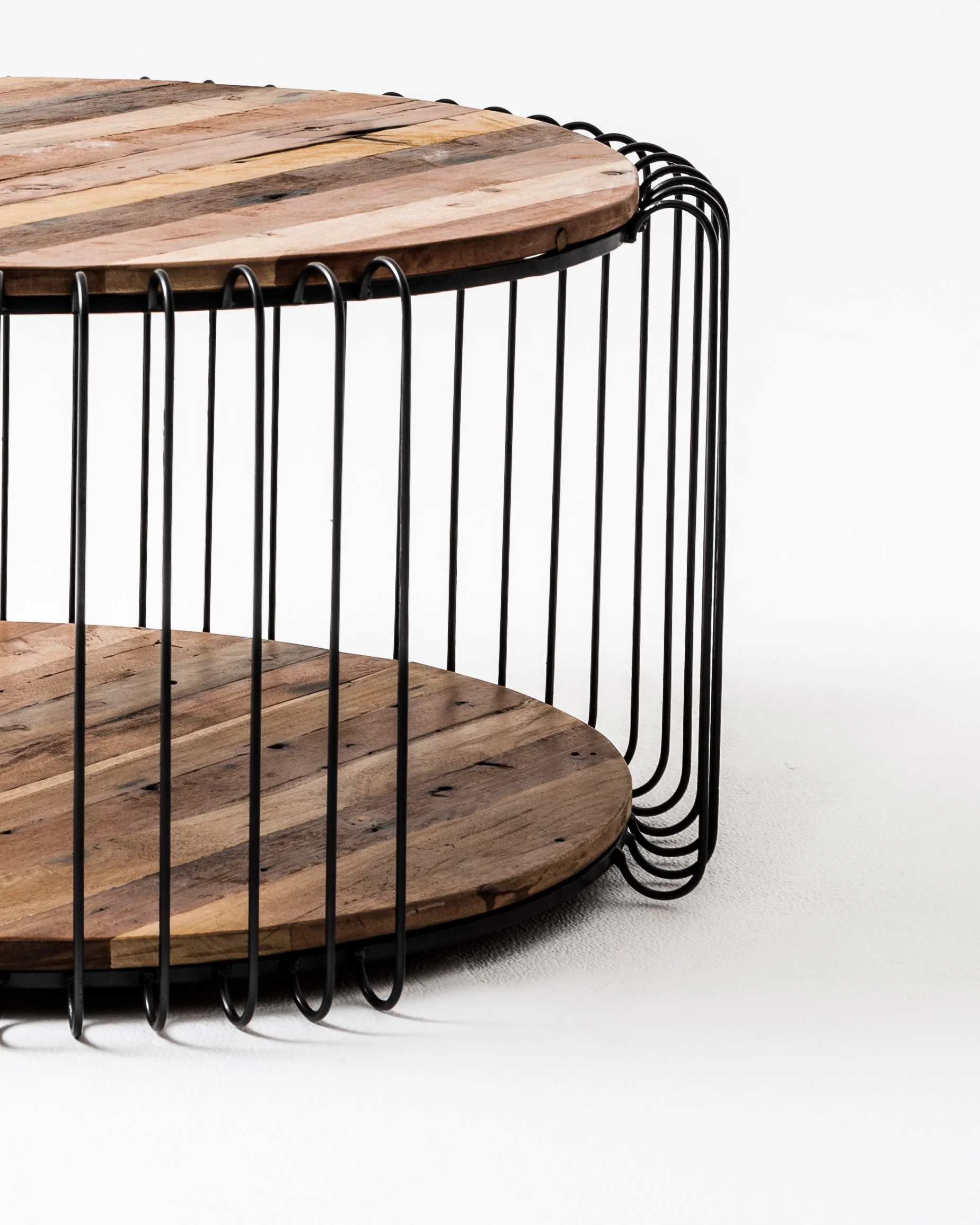 32" Black and Natural Reclaimed Wood and Iron Round Coffee Table By Homeroots - Image 9