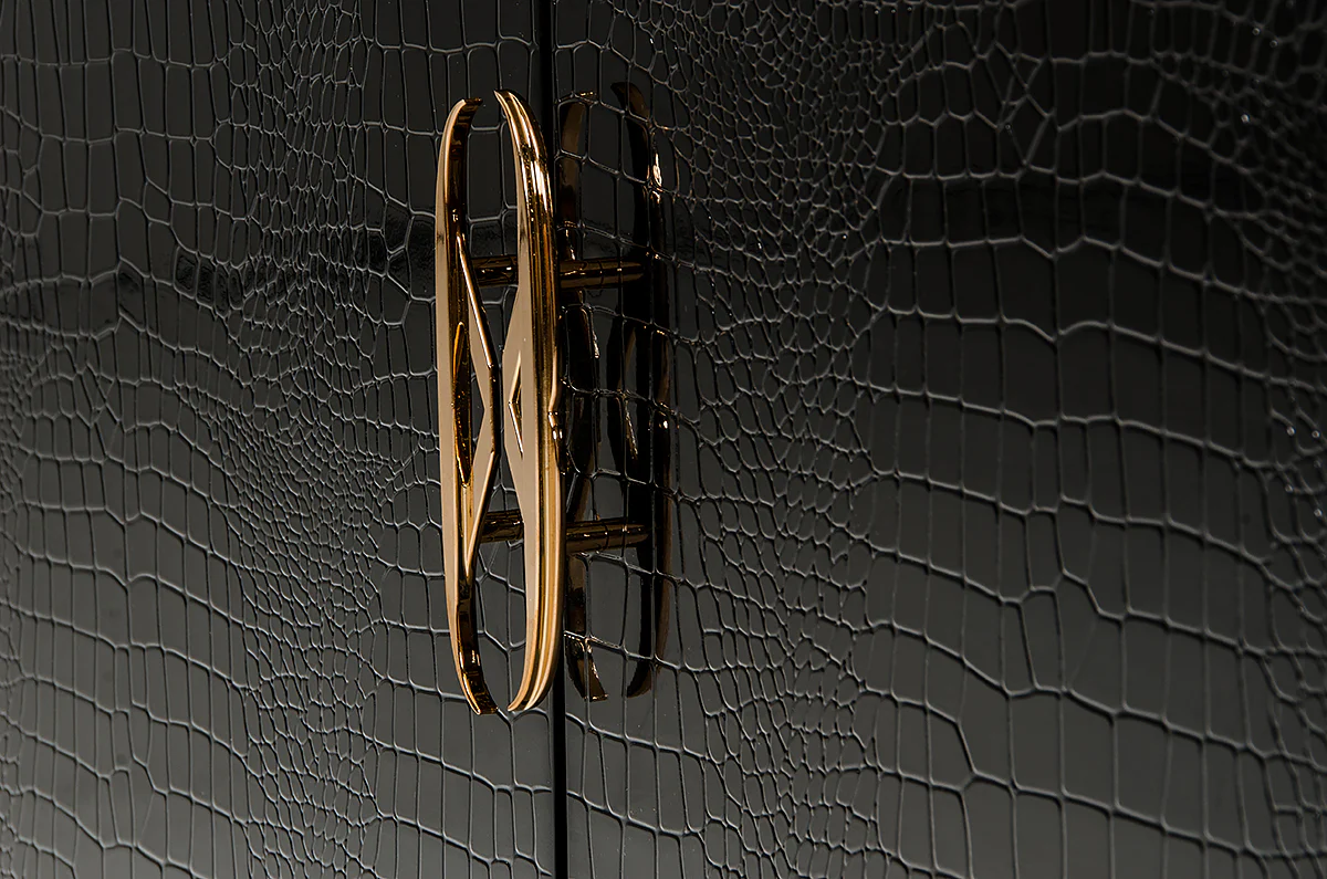 32' Black Crocodile And Rosegold Mdf Buffet By Homeroots - Image 4