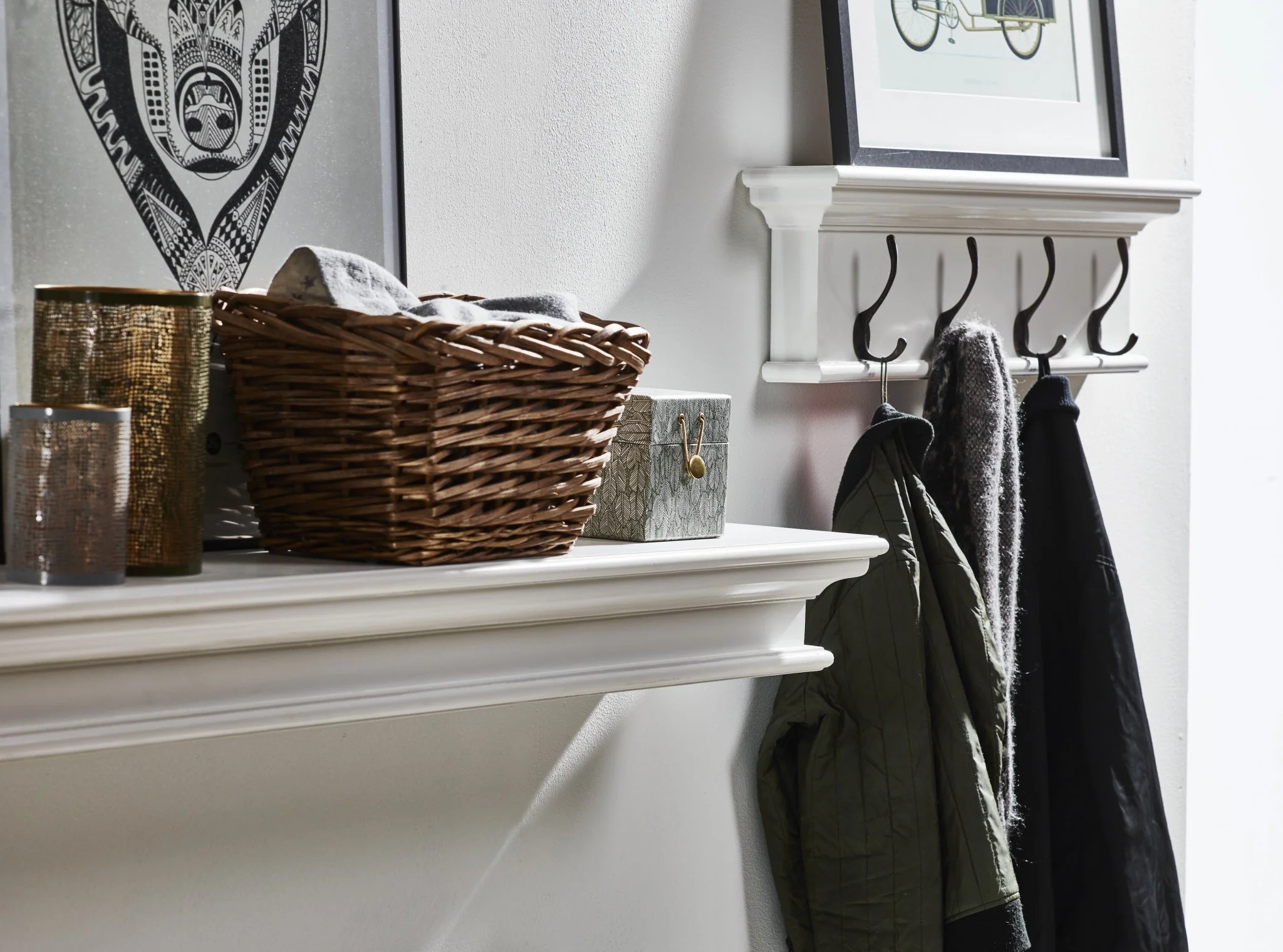 32" Classic White Floating Wall Shelf By Homeroots - Image 5