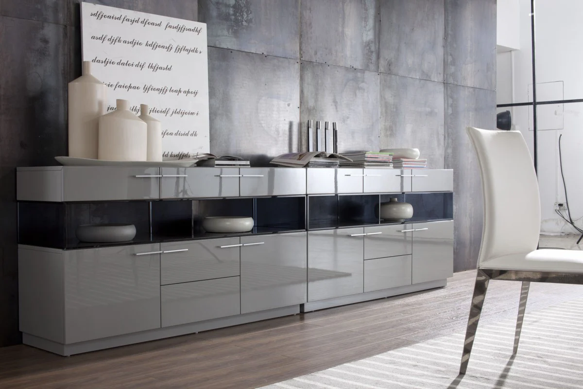 33' Grey High Gloss Glass Buffet By Homeroots - Image 4