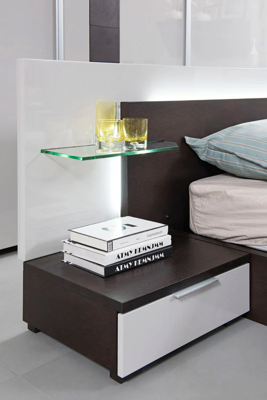 34" Brown Oak Veneer And Mdf Queen Bed With Storage By Homeroots - Image 2