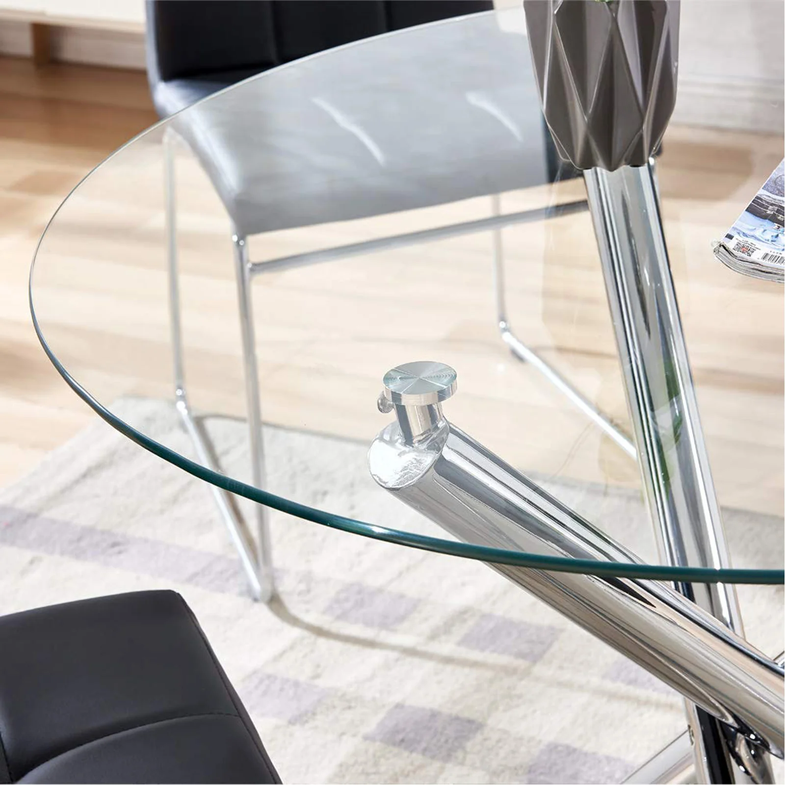36" Silver And Glass Round Tripod Base Coffee Table By Homeroots - Image 3