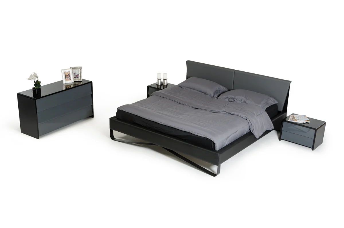 37' Grey And Black Leatherette And Metal Queen Bed By Homeroots - Image 4