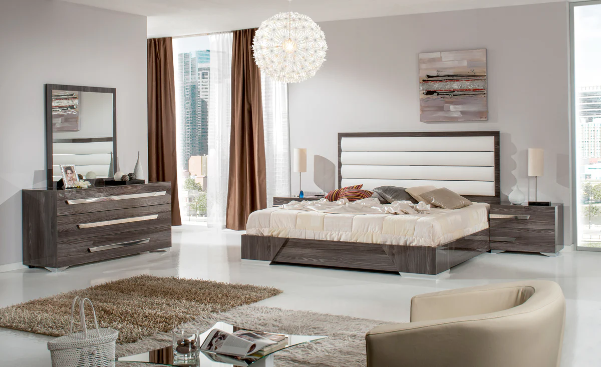 41" Grey MDF Glass and Veneer Mirror By Homeroots - 282566 - Image 4