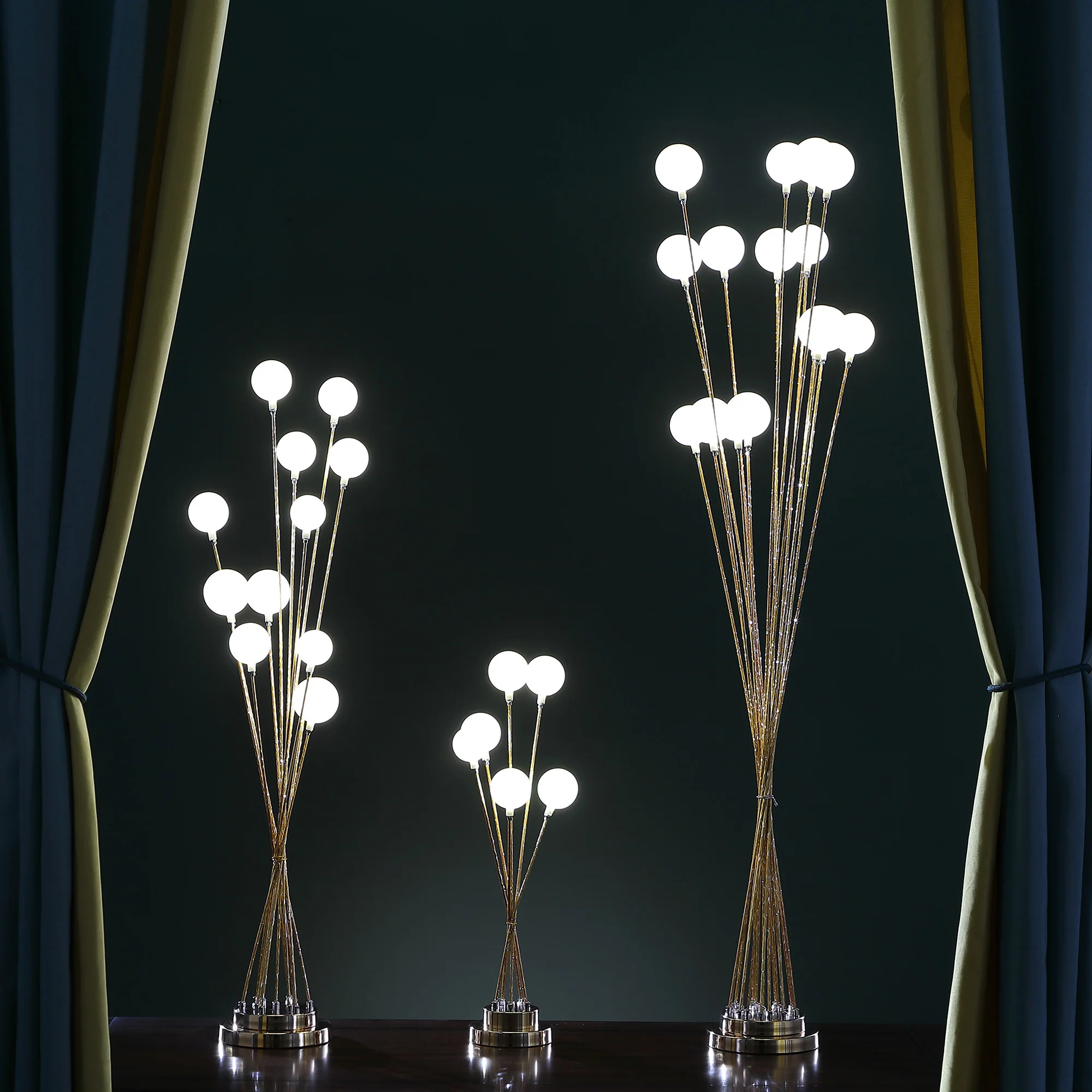 46" Golden Chrome Contemporary Multi Light LED Floor Lamp By Homeroots - Image 4