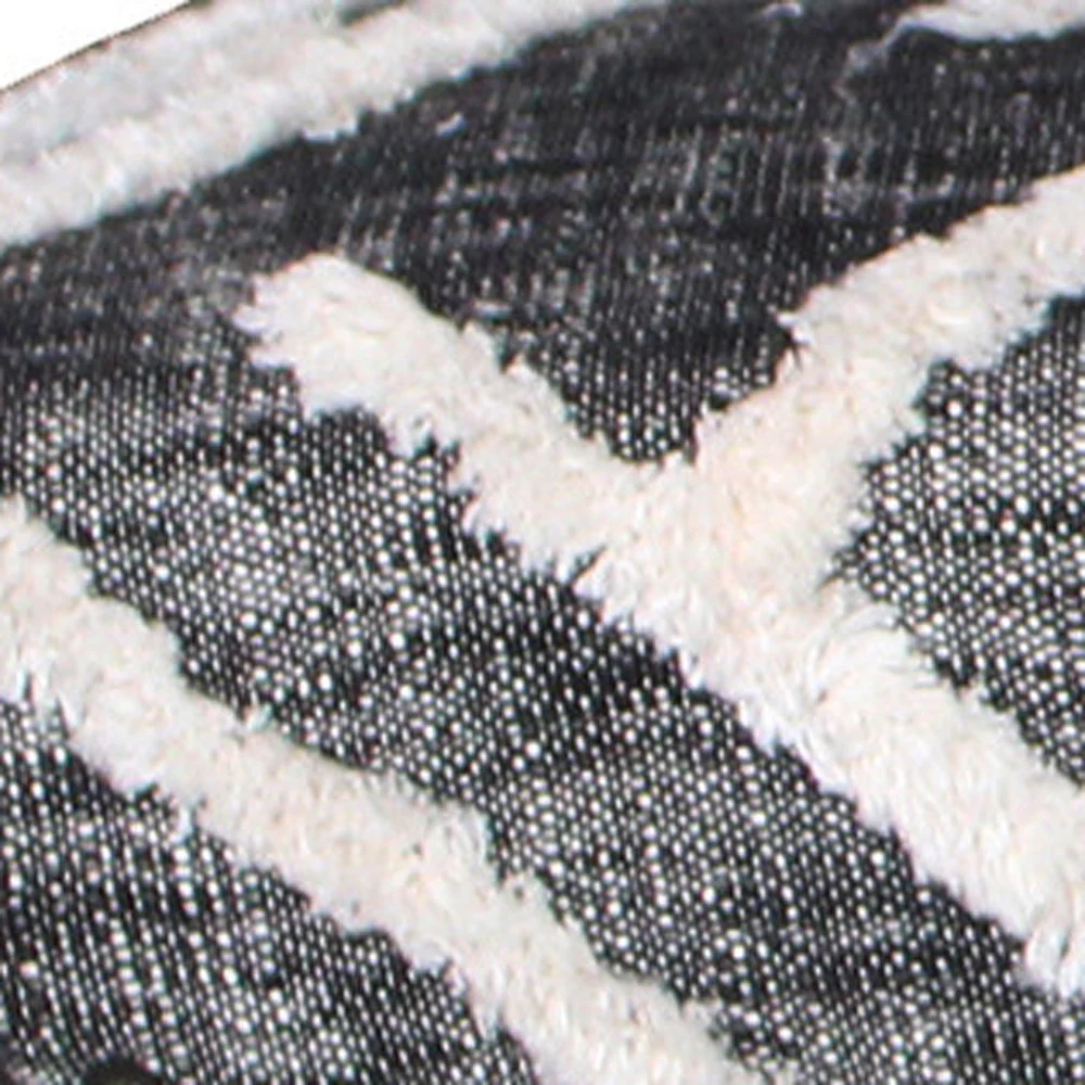 47" Gray And White Geometric Cotton Upholstered Distressed Bench By Homeroots - Image 7