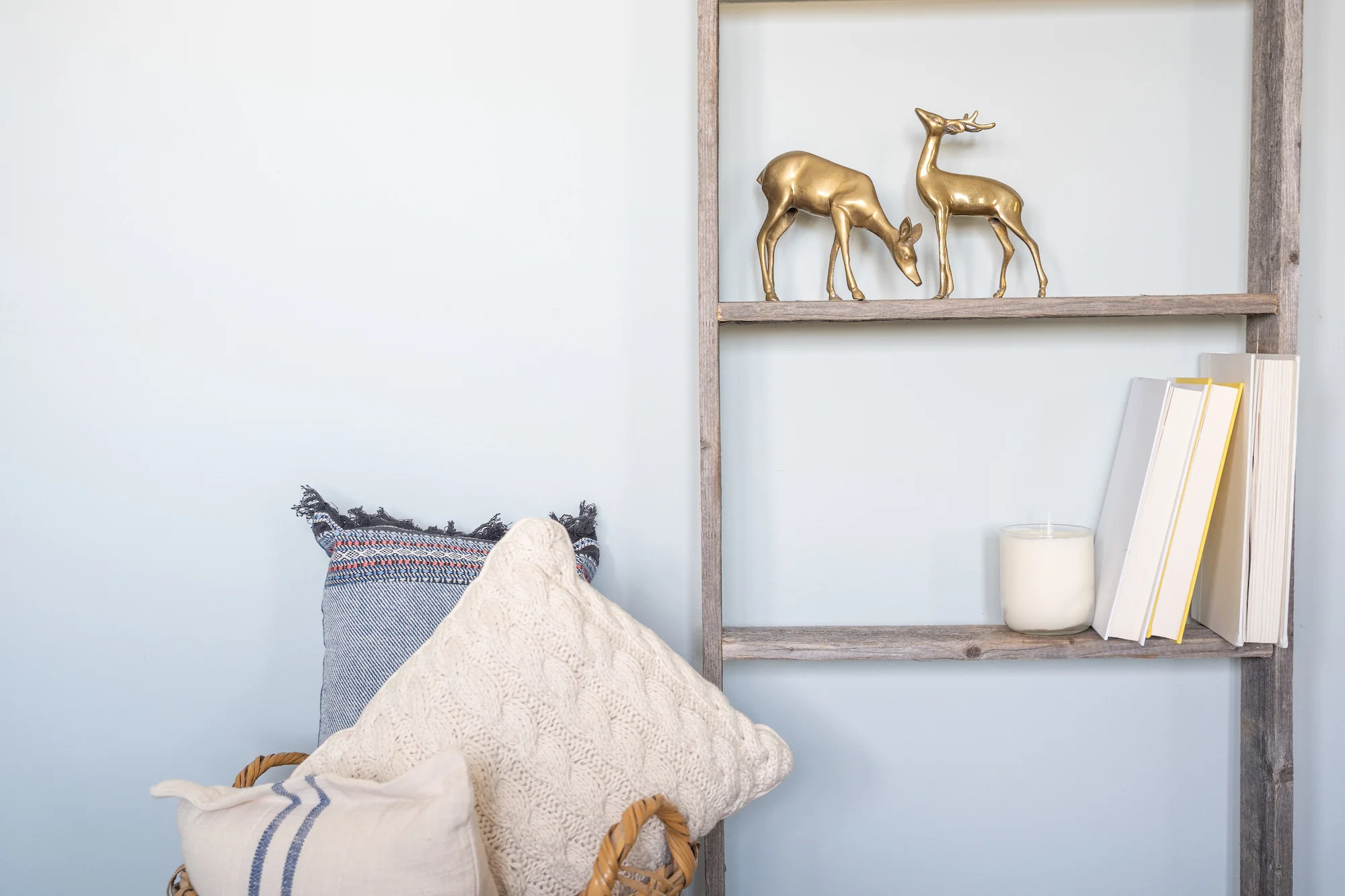 5 Step Rustic Weathered Grey Wood Ladder Shelf By Homeroots - Image 6