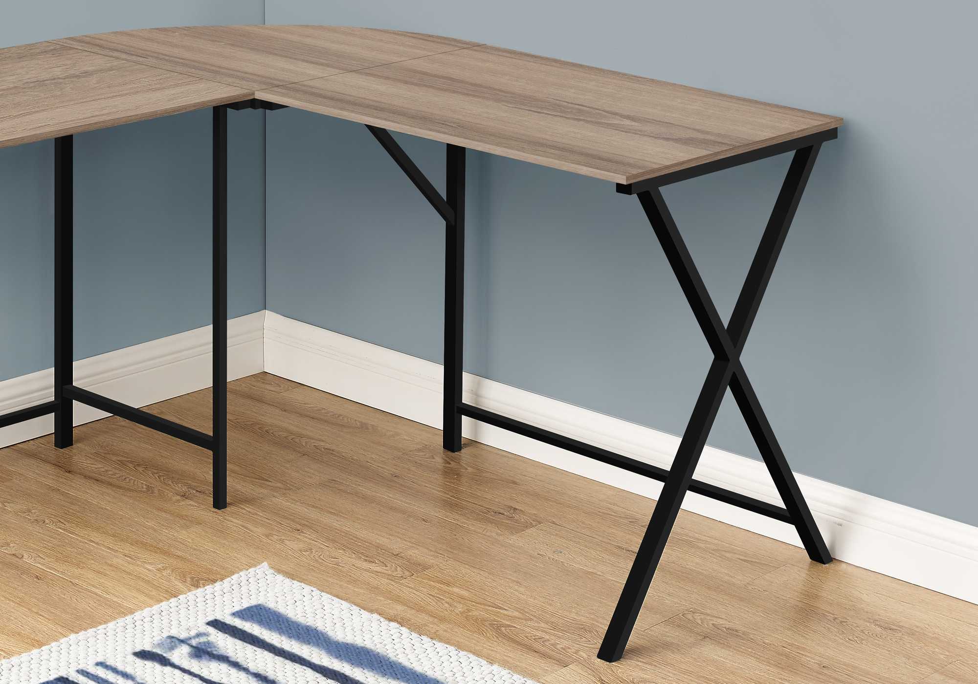 55" White Top and Black Metal Corner Computer Desk By Homeroots - Image 10