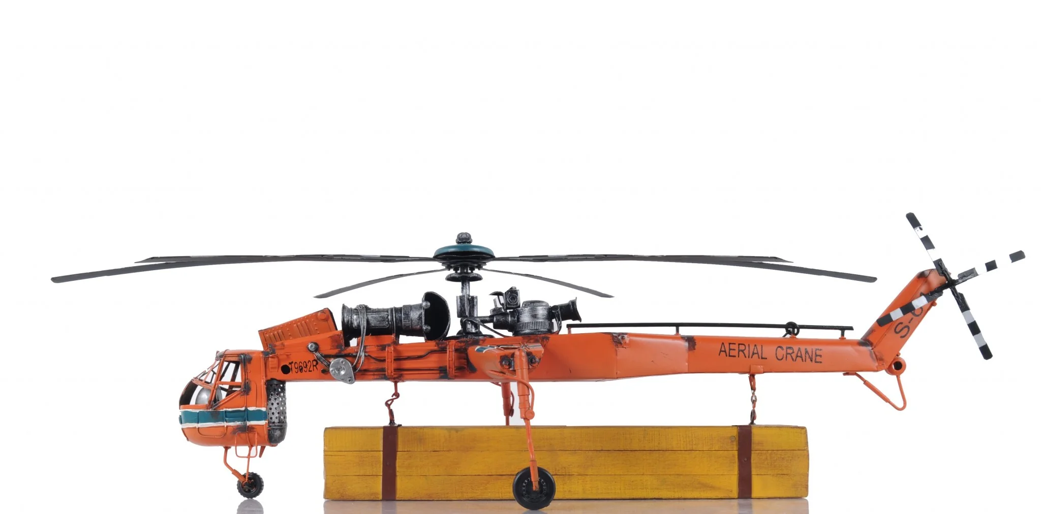 Aerial Crane Lifting Helicopter LED Sculpture By Homeroots - Image 6