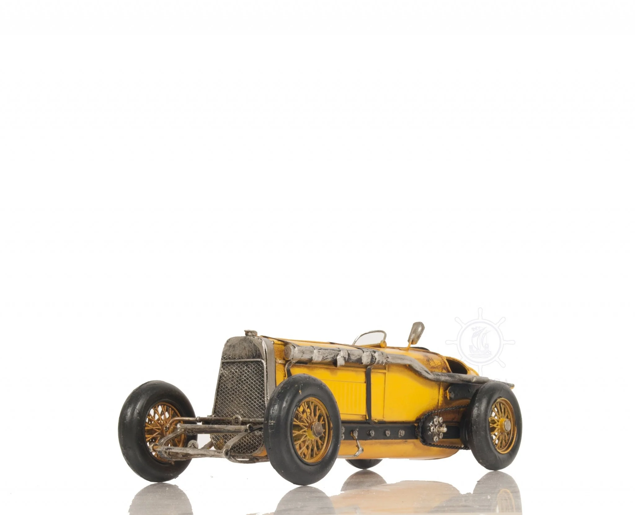 Alfa Romeo P2 Classic Racing Car Sculpture By Homeroots - Image 2