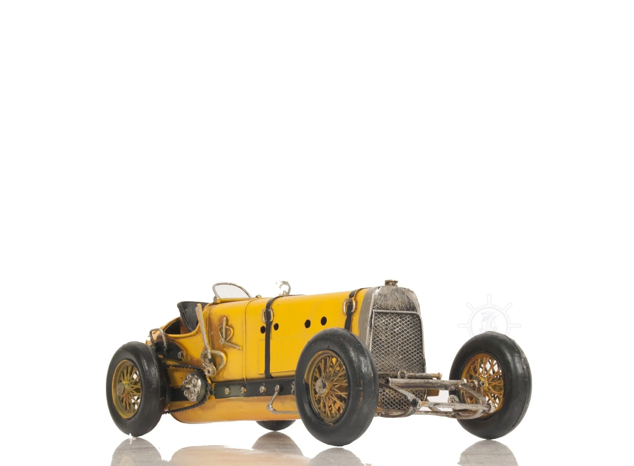 Alfa Romeo P2 Classic Racing Car Sculpture By Homeroots - Image 3