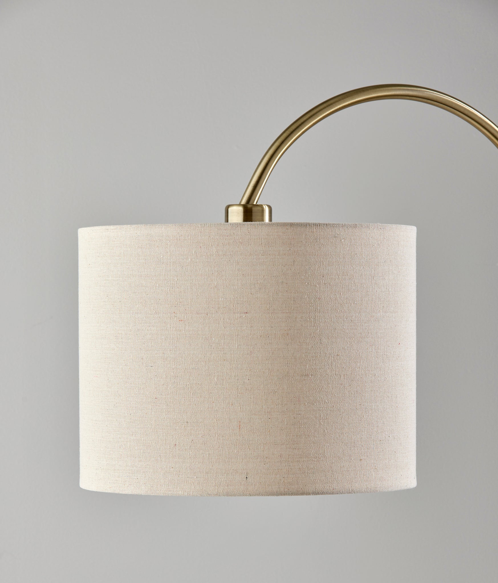 Antiqued Brass Metal Adjustable Arched Lamp With Beige Drum Shade By Homeroots - Image 7