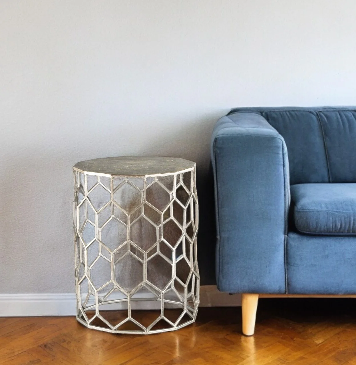 Antiqued Gold Honeycomb Hexagonal End Table By Homeroots - Image 2