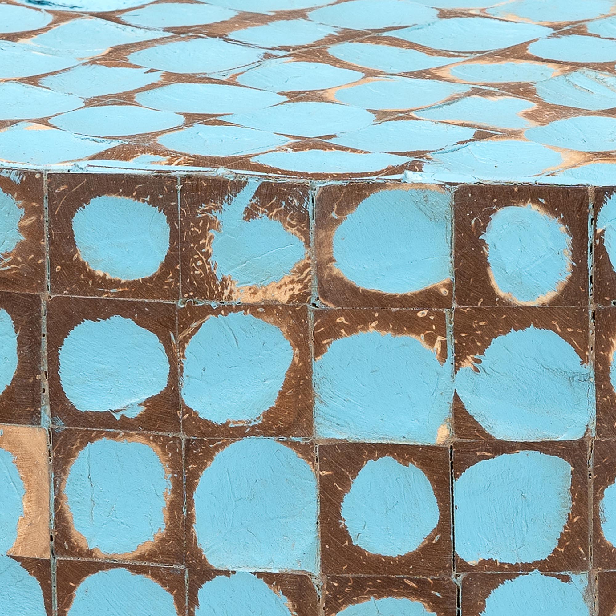Baxton Studio bali & pari Kaloni Bohemian Sky Blue Coconut Shell and Acacia Wood Coffee Table - Image 7