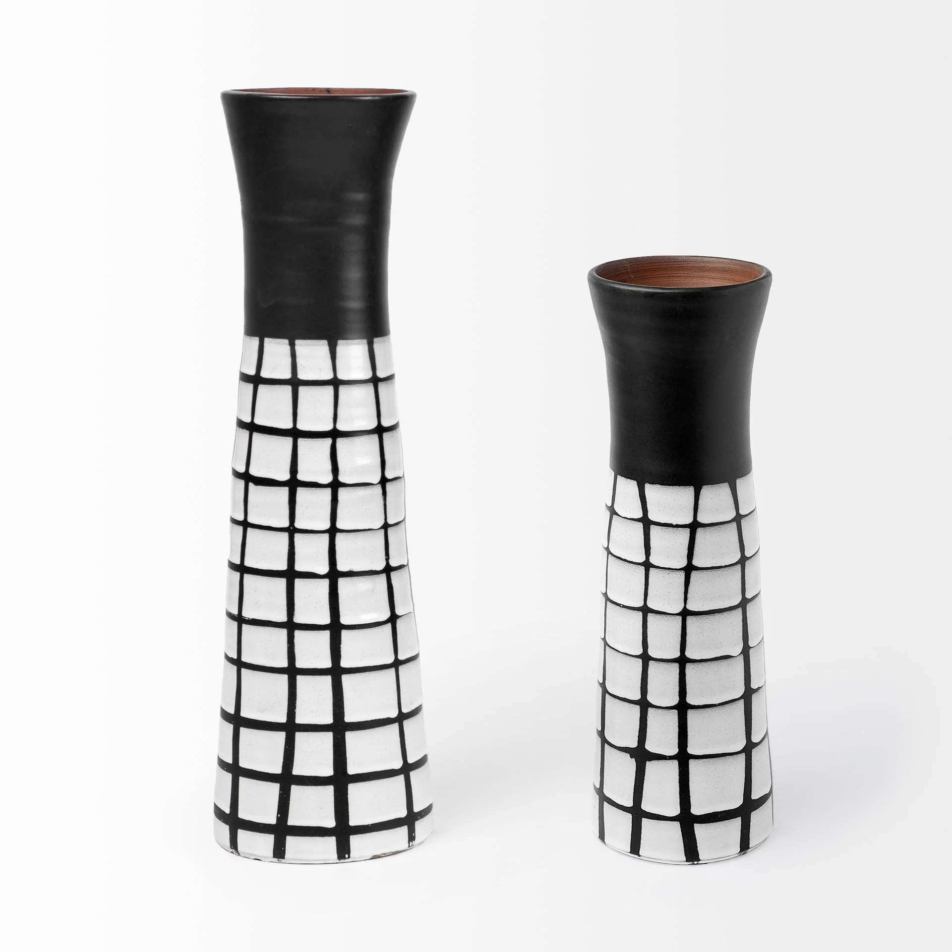 Black And White Abstract Cylinder Ceramic Table Vase By Homeroots - Image 3