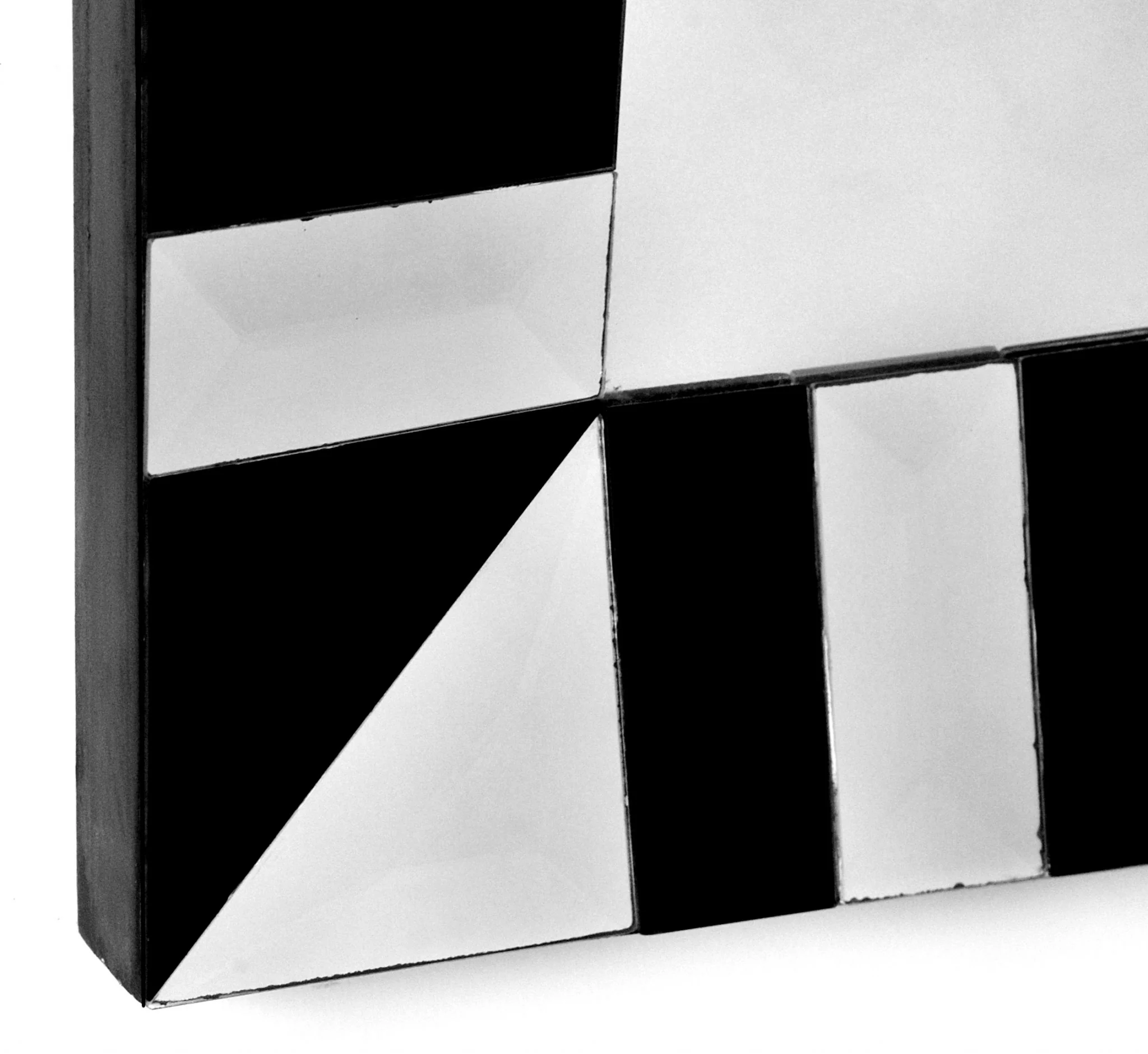 Black and White Striped Mirror By Homeroots - Image 5