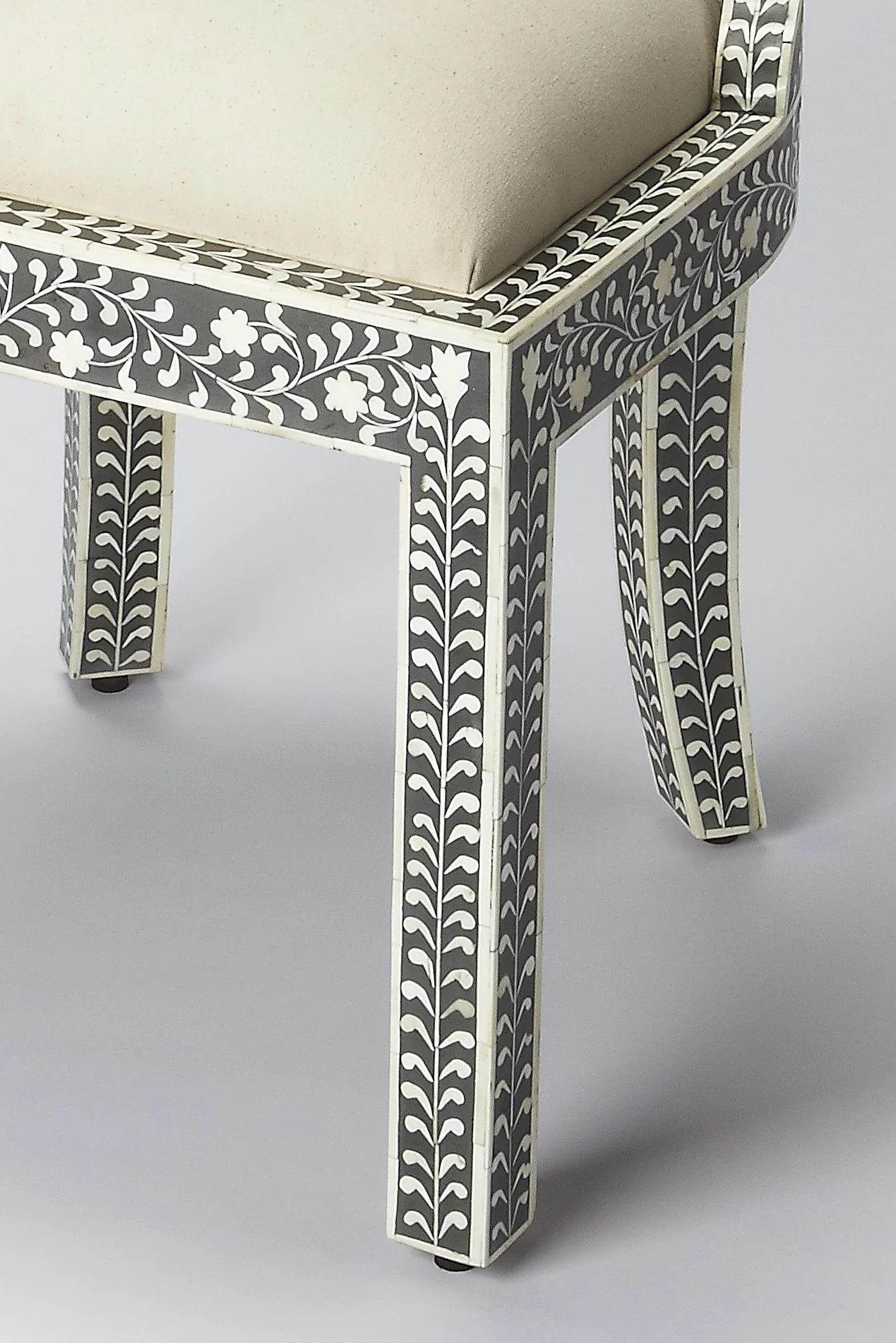 Black Bone Inlay Accent Chair By Homeroots - Image 3