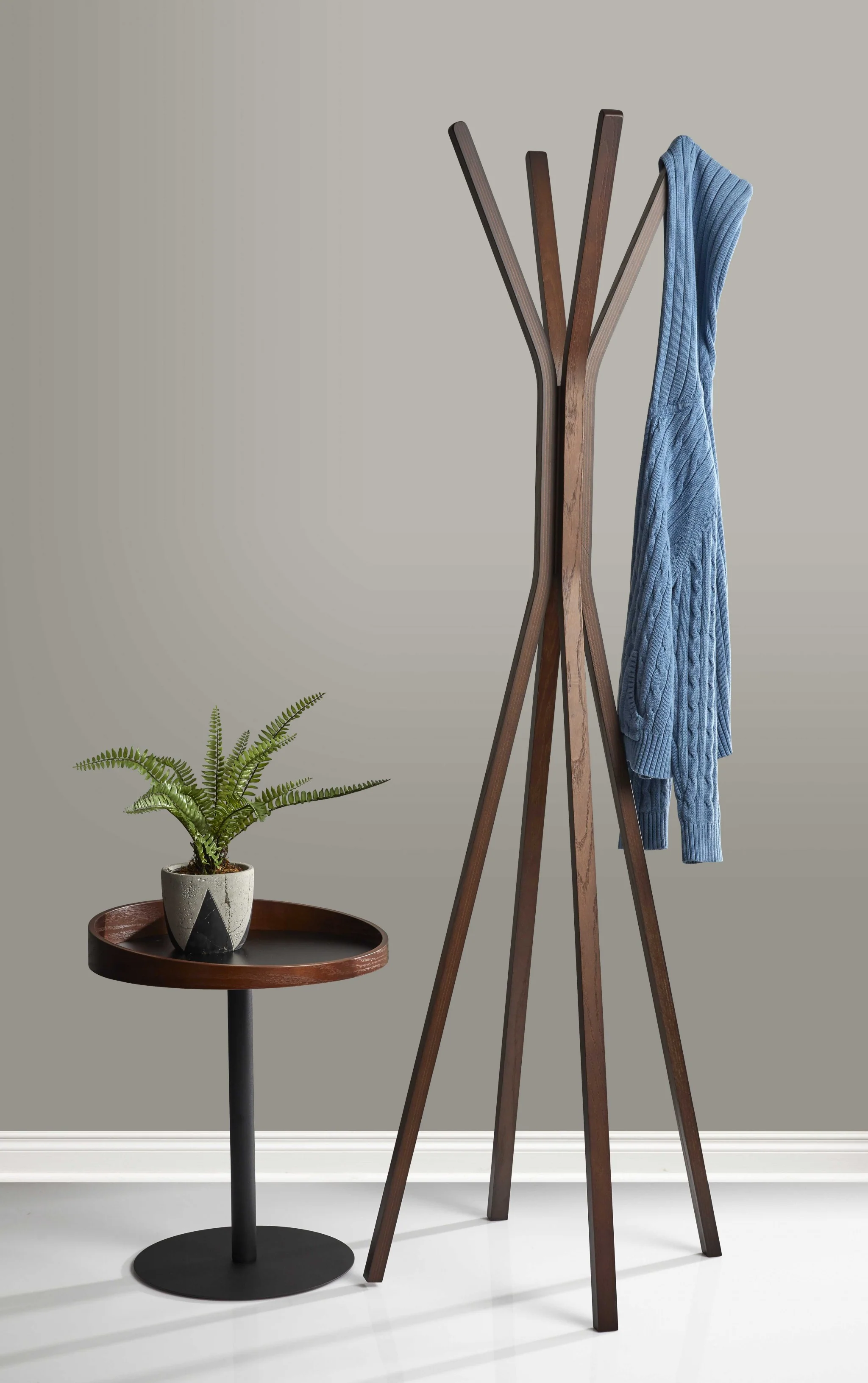 Black End Table By Homeroots - Image 4