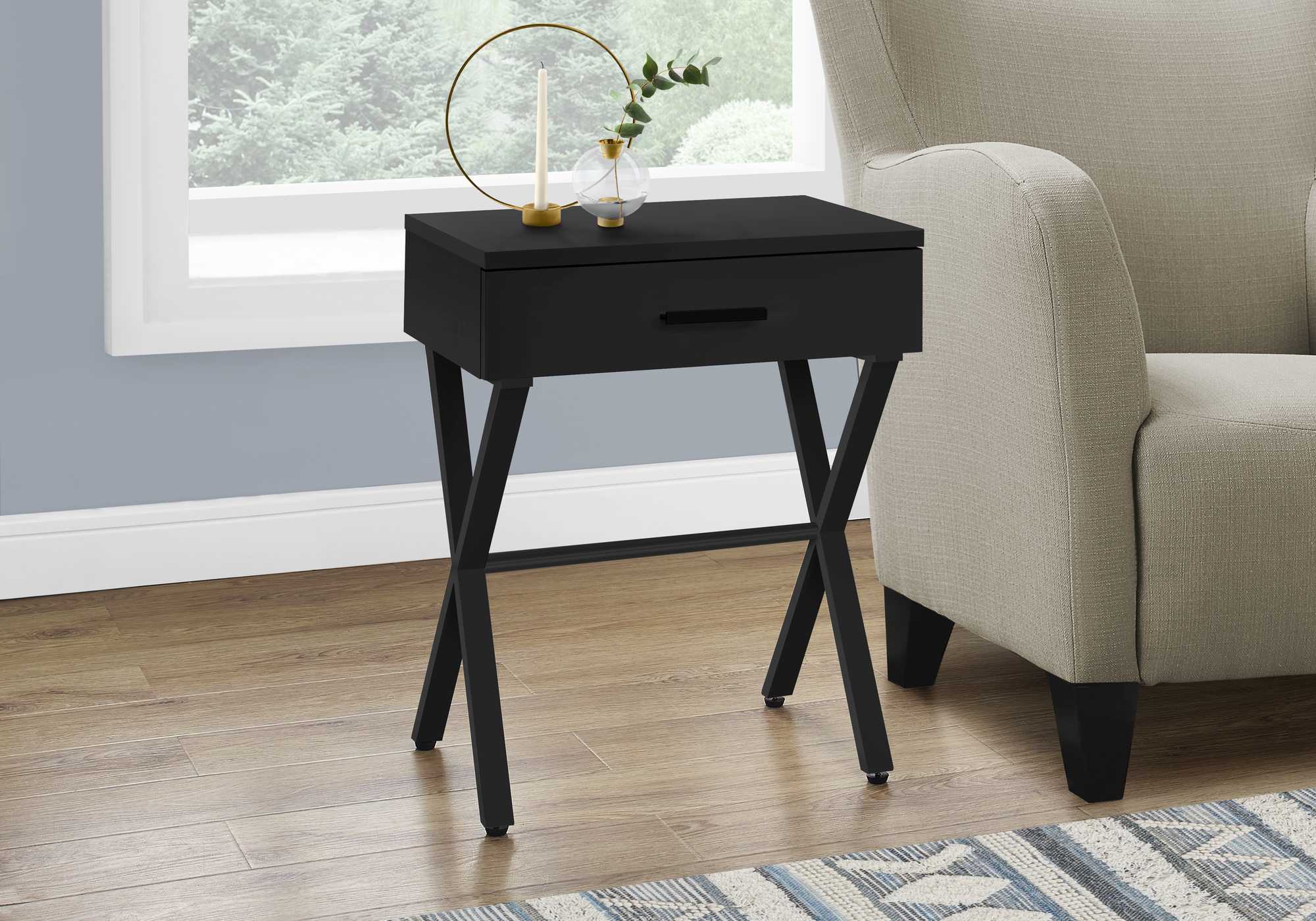 Black Metal Accent Table By Homeroots - 366066 - Image 3
