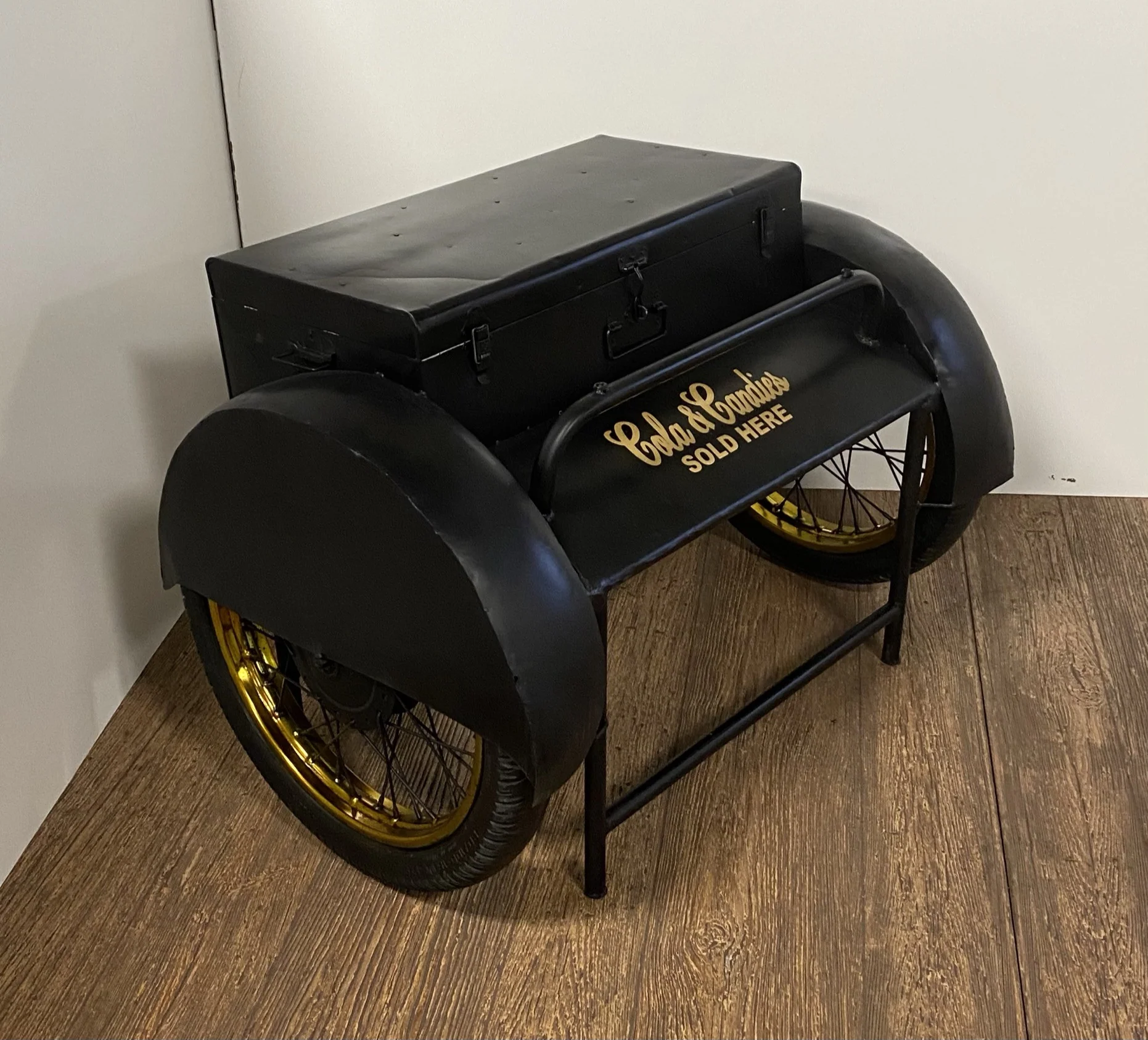 Black Old Time Delivery Box Table With Storage By Homeroots - Image 3