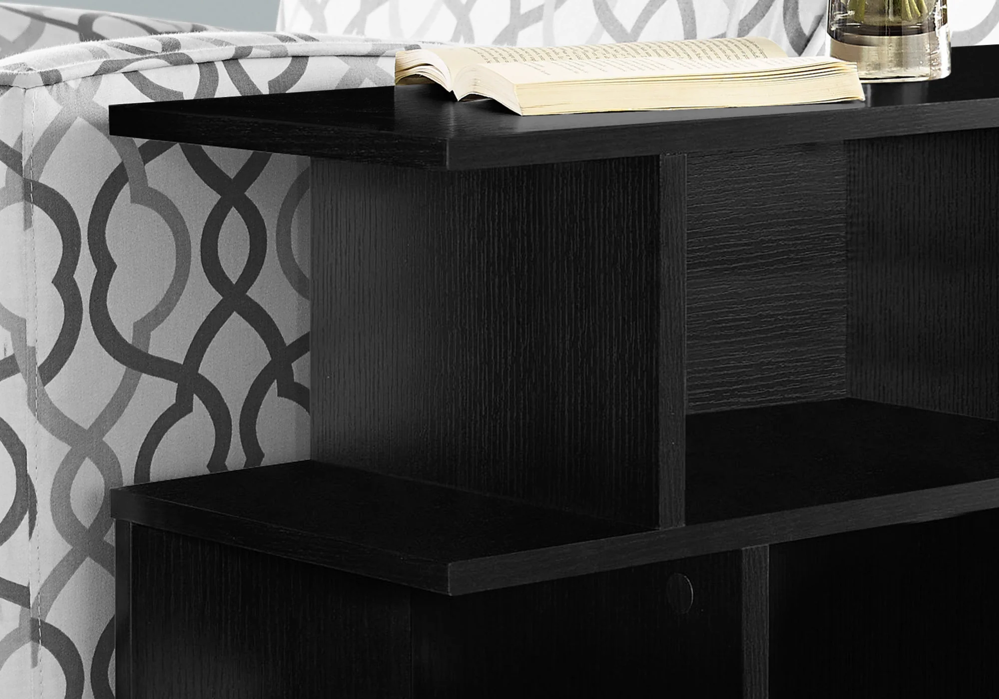 Black Particle Board Laminate Accent Table By Homeroots - Image 2