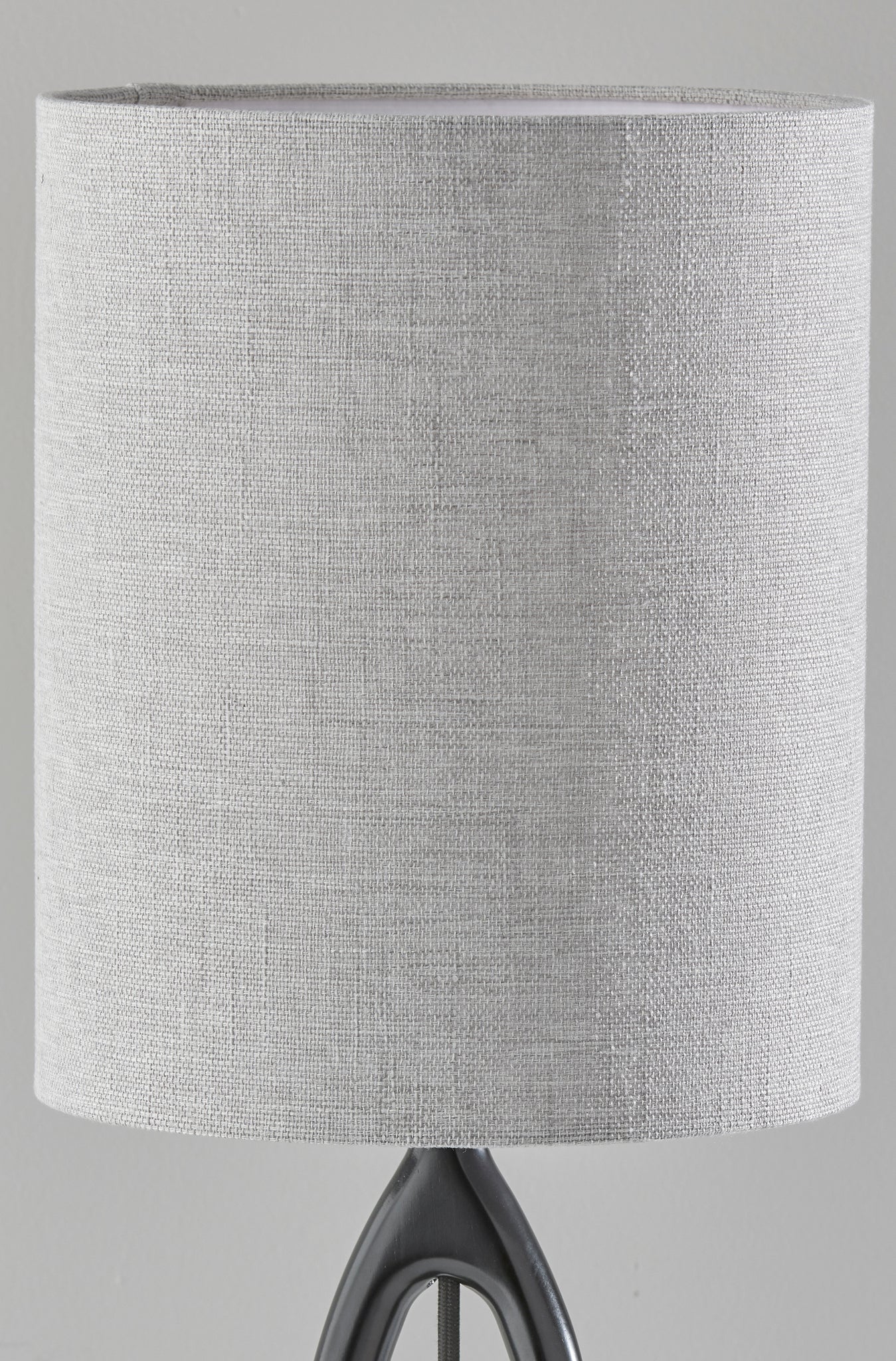 Black Solid Wood Round Table Lamp With Gray Drum Shade By Homeroots - Image 4