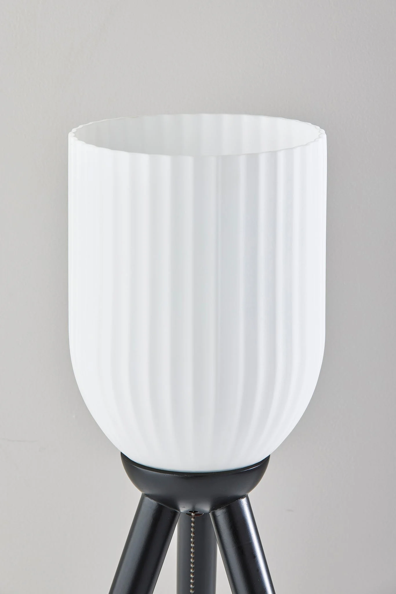 Black Solid Wood Tripod Table Lamp With White Ribbed Glass Shade By Homeroots - Image 7