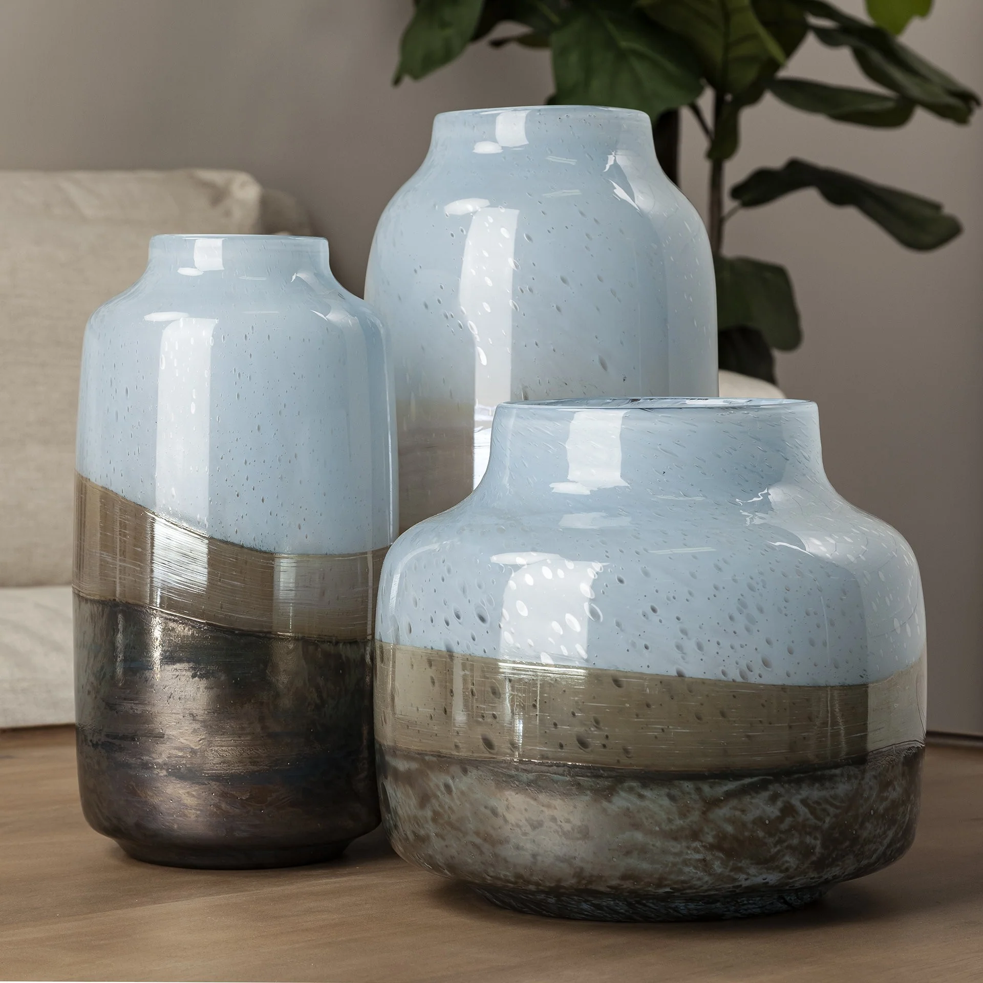 Blue And Beige Abstract Cylinder Crystal Glass Table Vase By Homeroots - Image 7